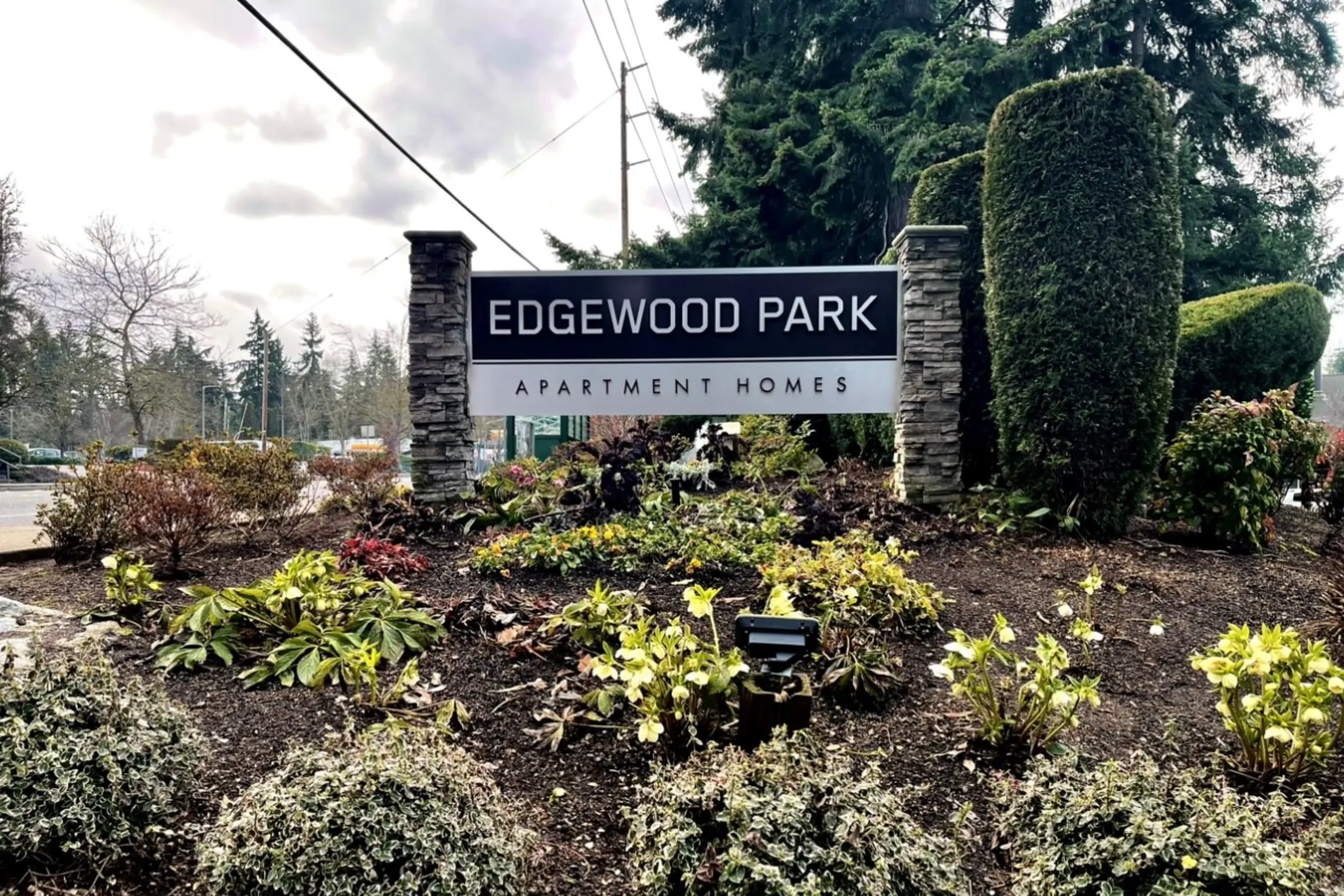 Community Signage - Edgewood Park Apartments - Bellevue, WA