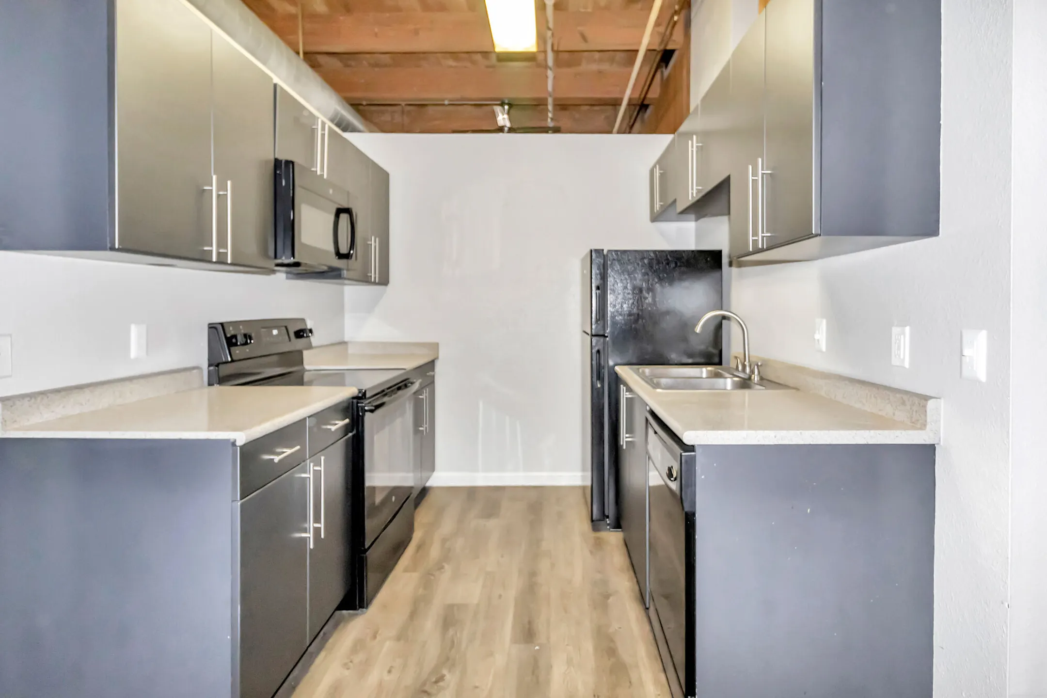 The Landings at River Market 401 Delaware 101 Kansas City, MO