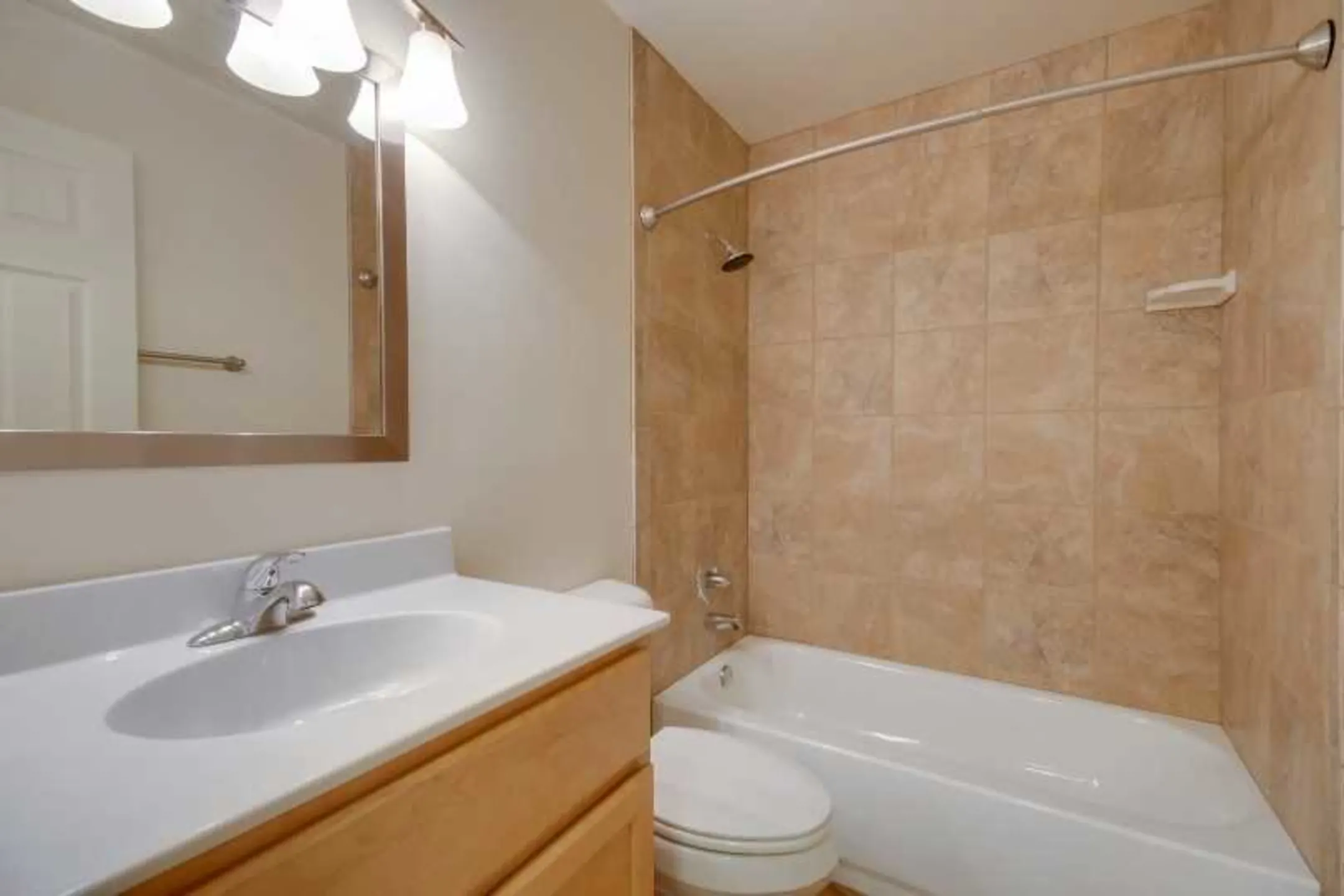 Bathroom - North Park Townhomes - Cincinnati, OH