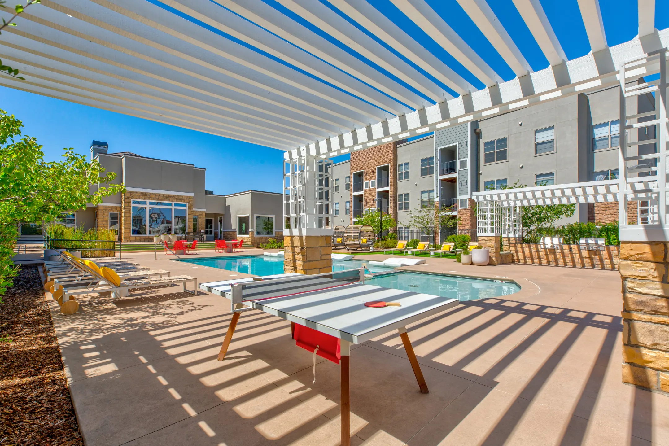 Shadow Ridge at Southlands Apartments Aurora, CO 80016