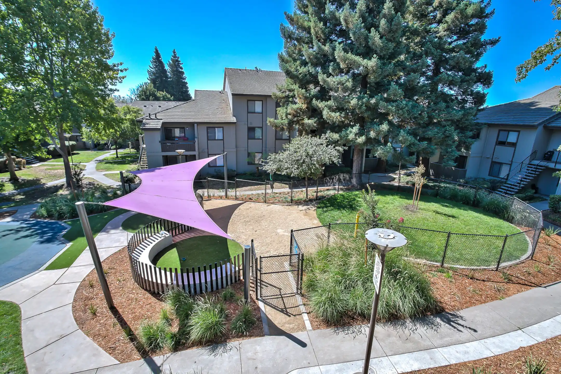 The Dutton 25800 Industrial Blvd Hayward, CA Apartments for Rent