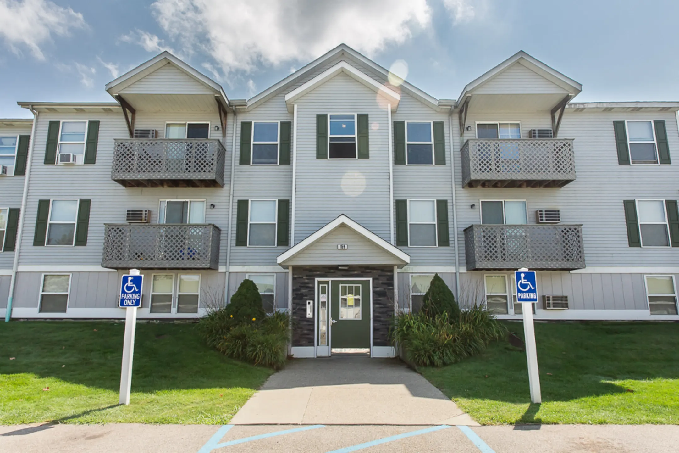 Brookmeadow Apartments Apartments Grandville, MI 49418