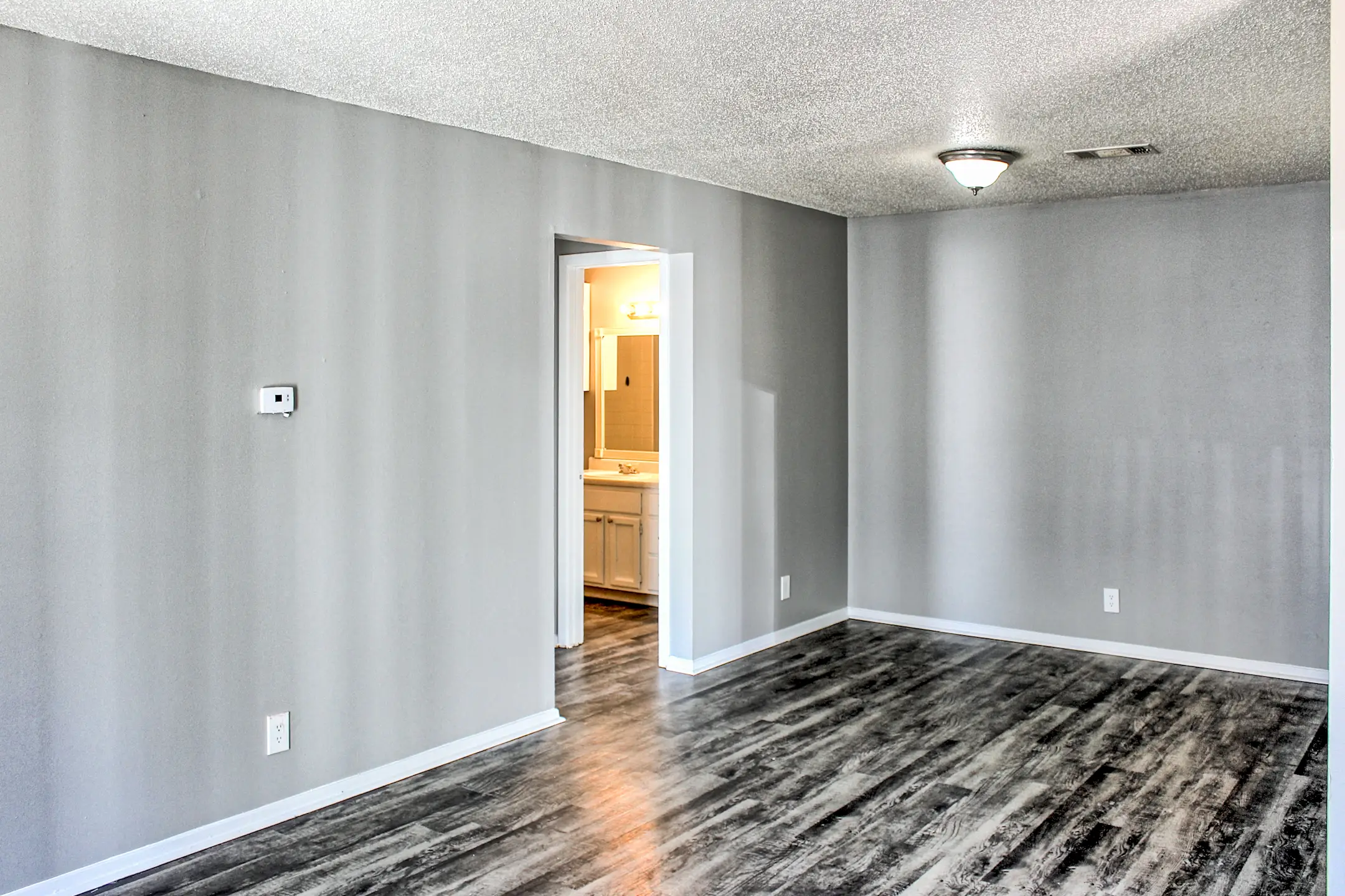 Northwest Hills Apartments Little Rock, AR 72211