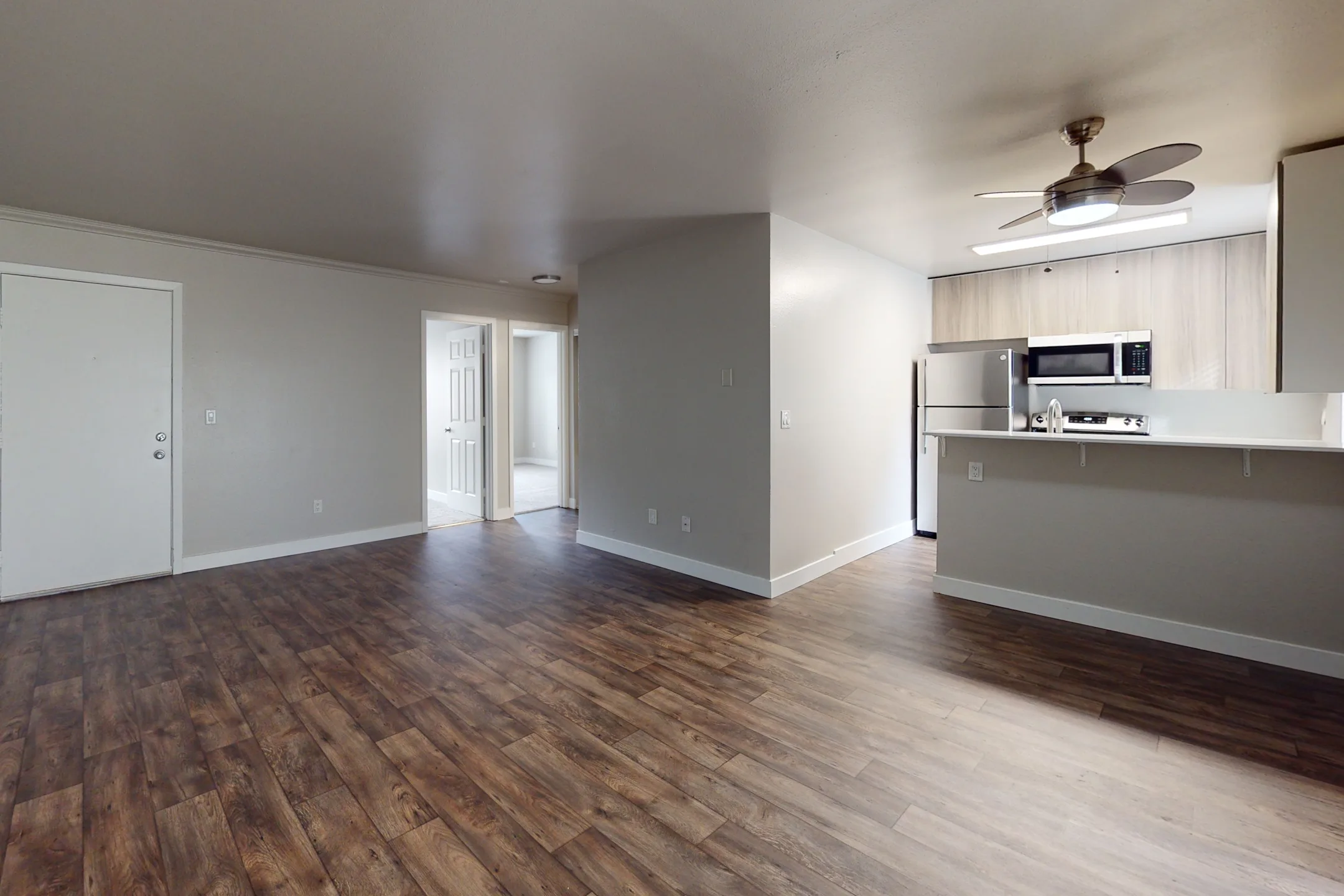 Living Room - Vue Kirkland - Kirkland, WA