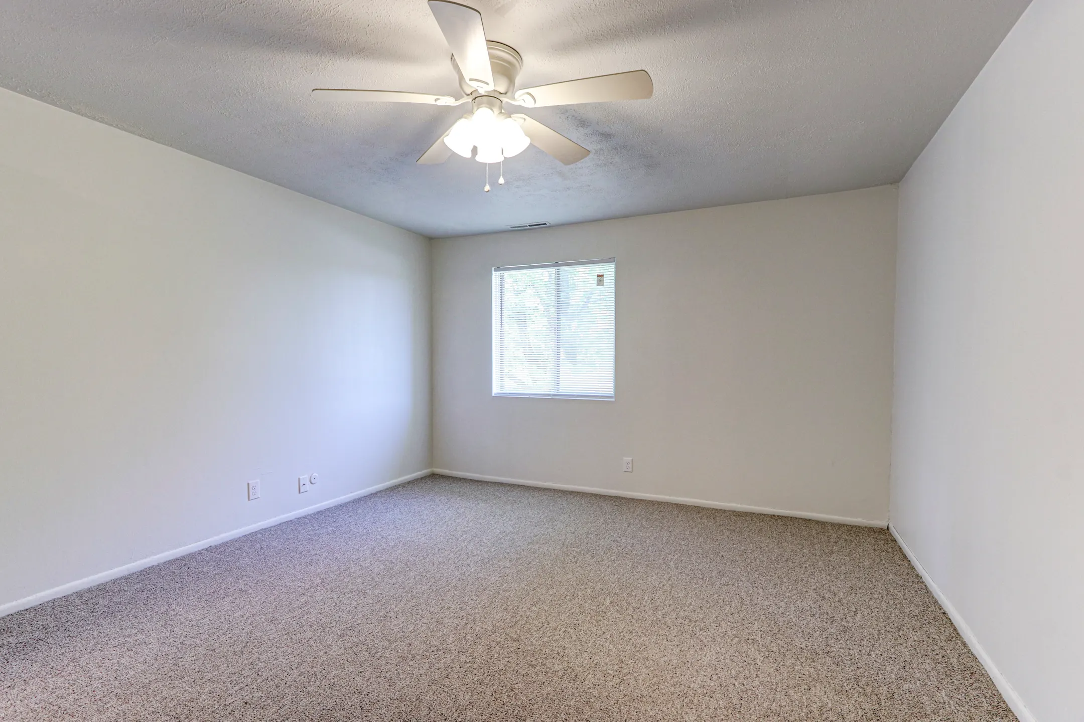 Monticello Village Apartments Athens, OH 45701