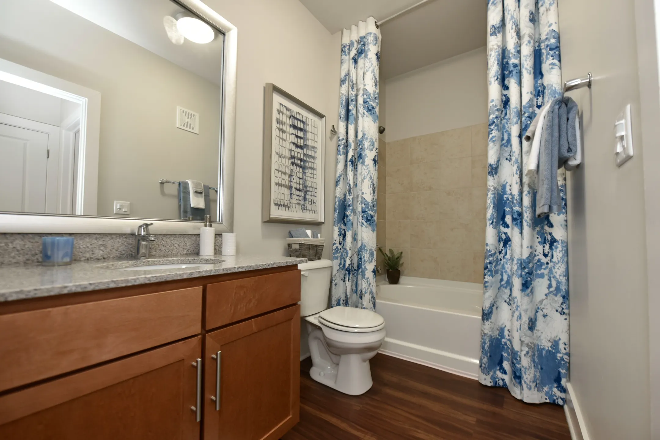 Bathroom - Solana Apartments At The Crossing - Indianapolis, IN