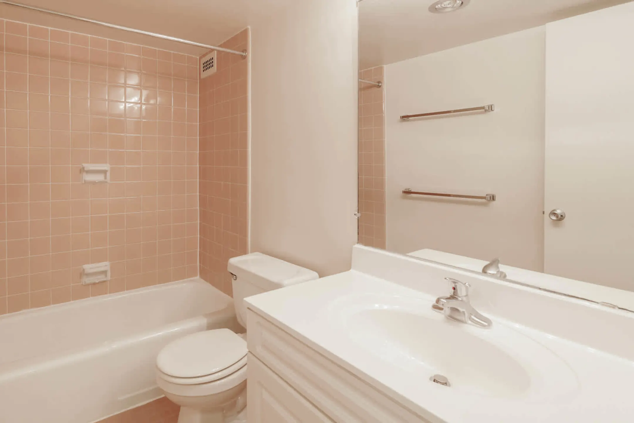 Bathroom - 3003 Van Ness - Washington, DC