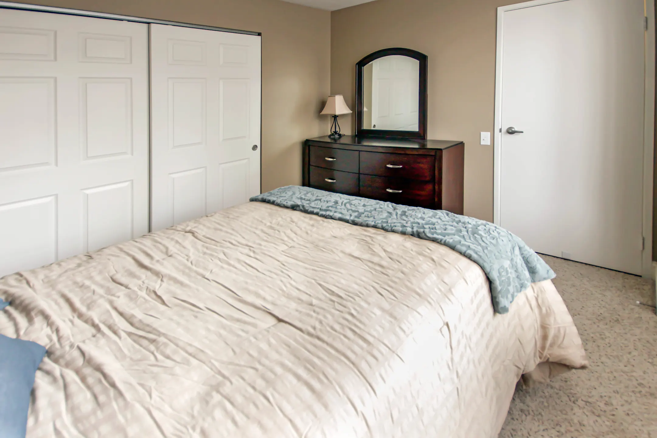 Bedroom - Bancroft Luxury Apartments - Saginaw, MI