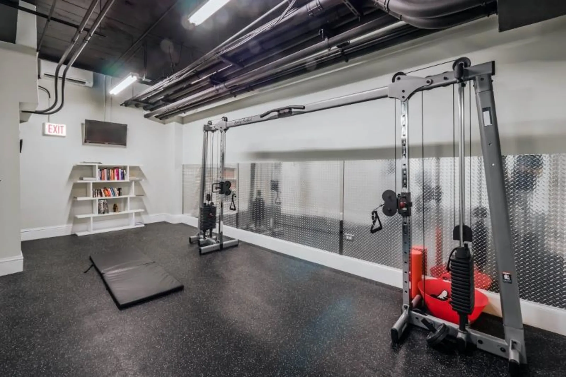 Fitness Weight Room - The Chatelaine - Chicago, IL