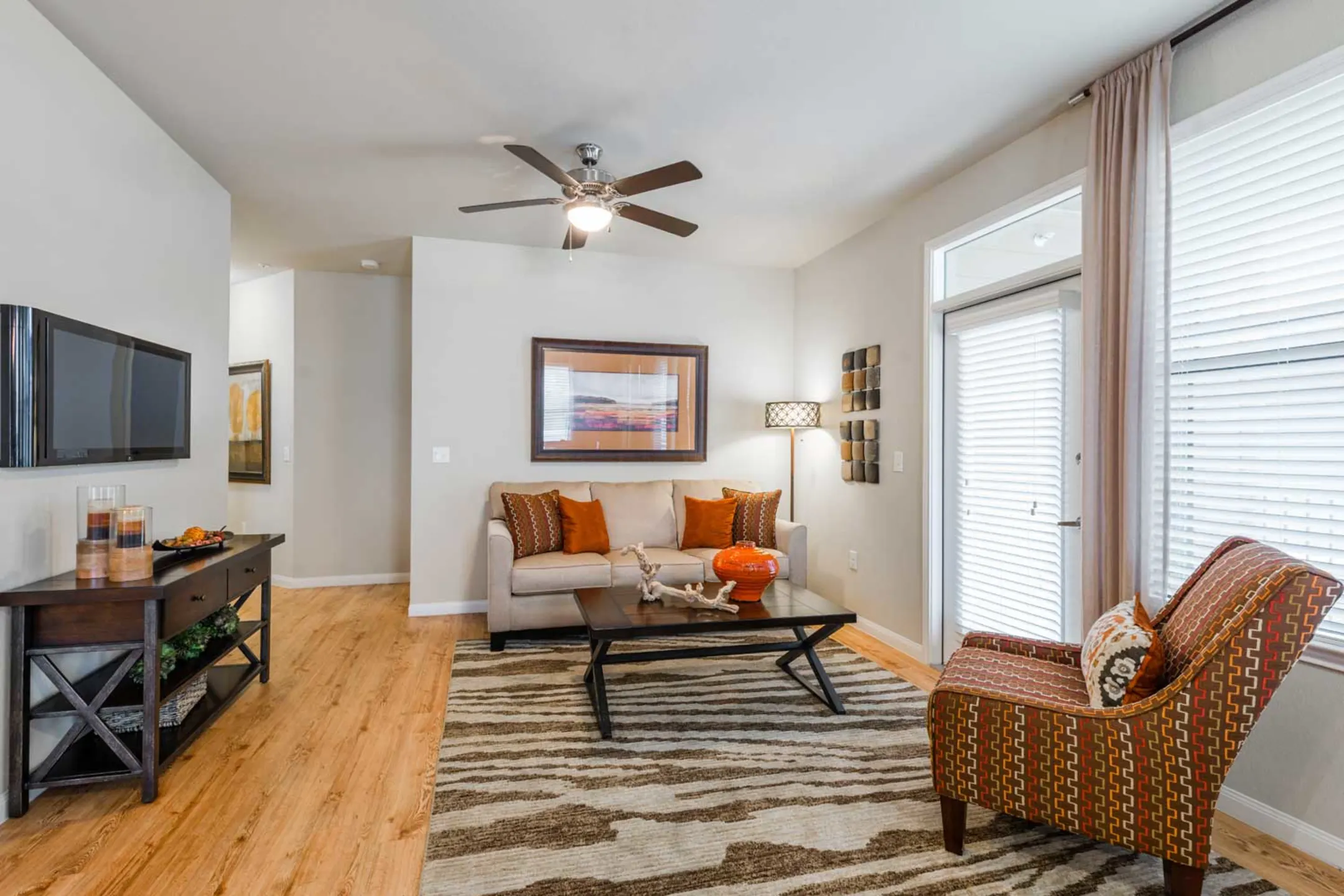 Queenston Manor Apartments Houston, TX 77084