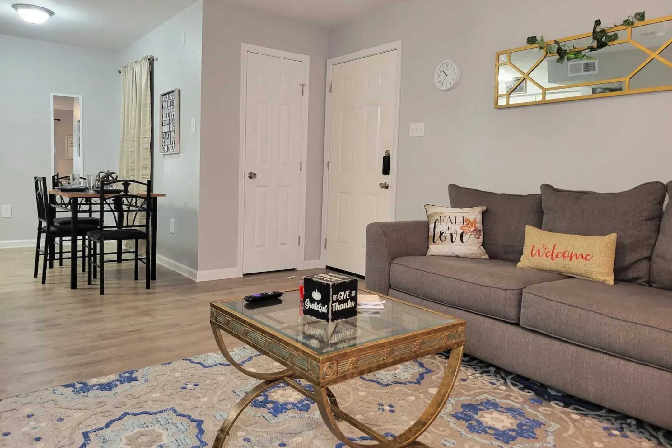 Living Room - Eban Village Apartments - Dallas, TX