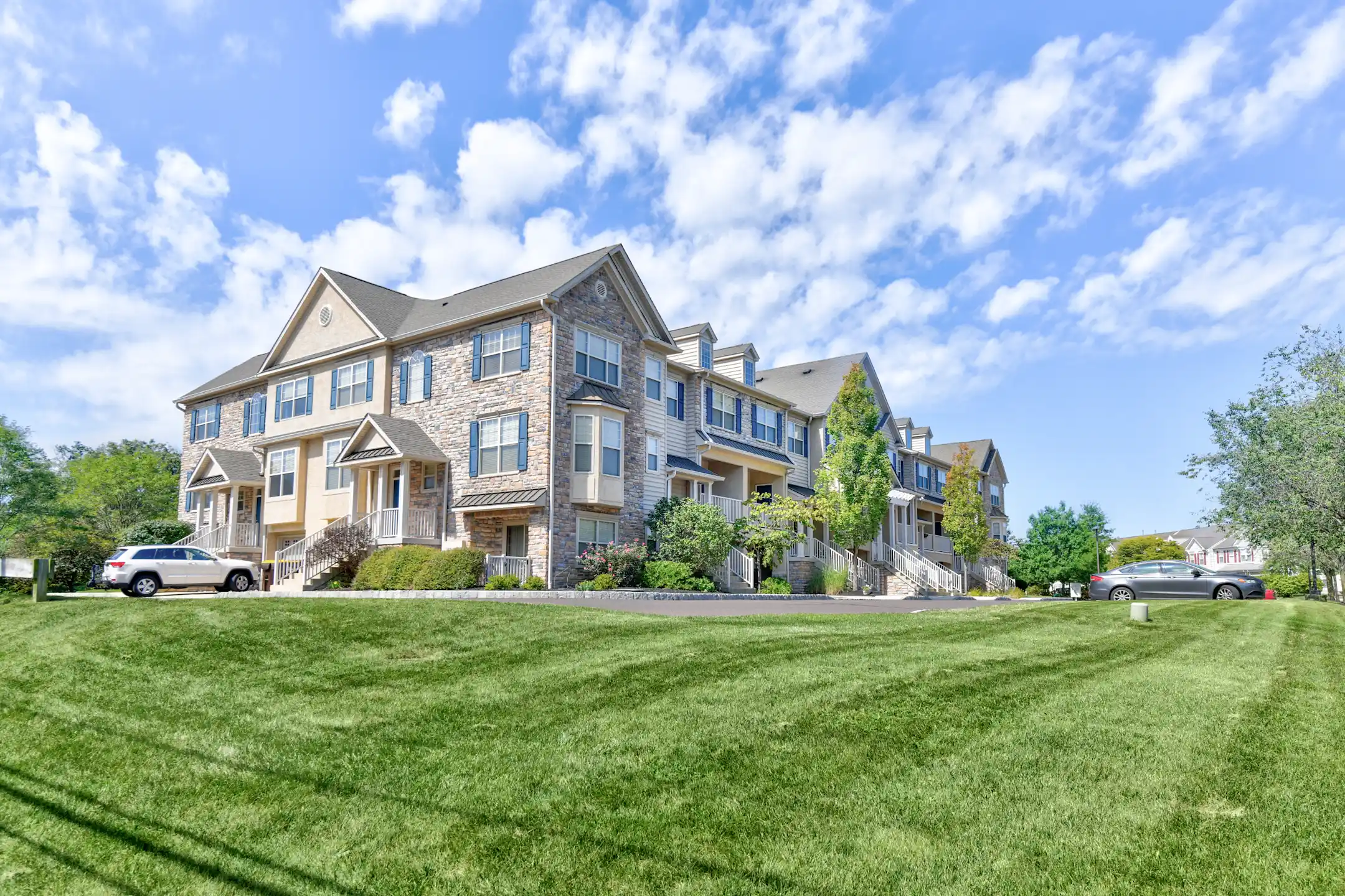 Heritage Pointe Townhomes Townhomes Chalfont, PA 18914
