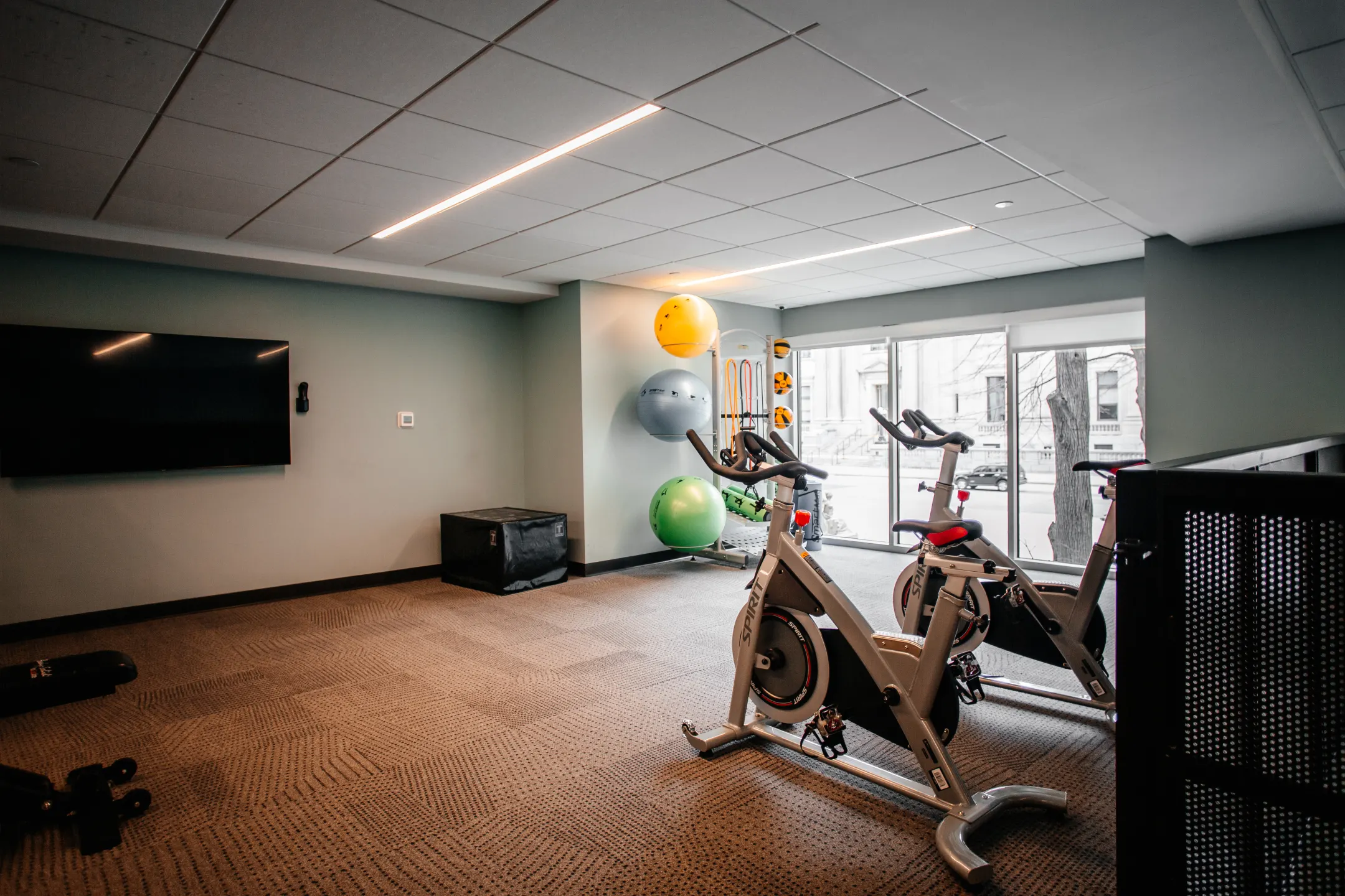 Fitness Weight Room - Ardmore Mass Ave Apartments Indianapolis Downtown - Indianapolis, IN