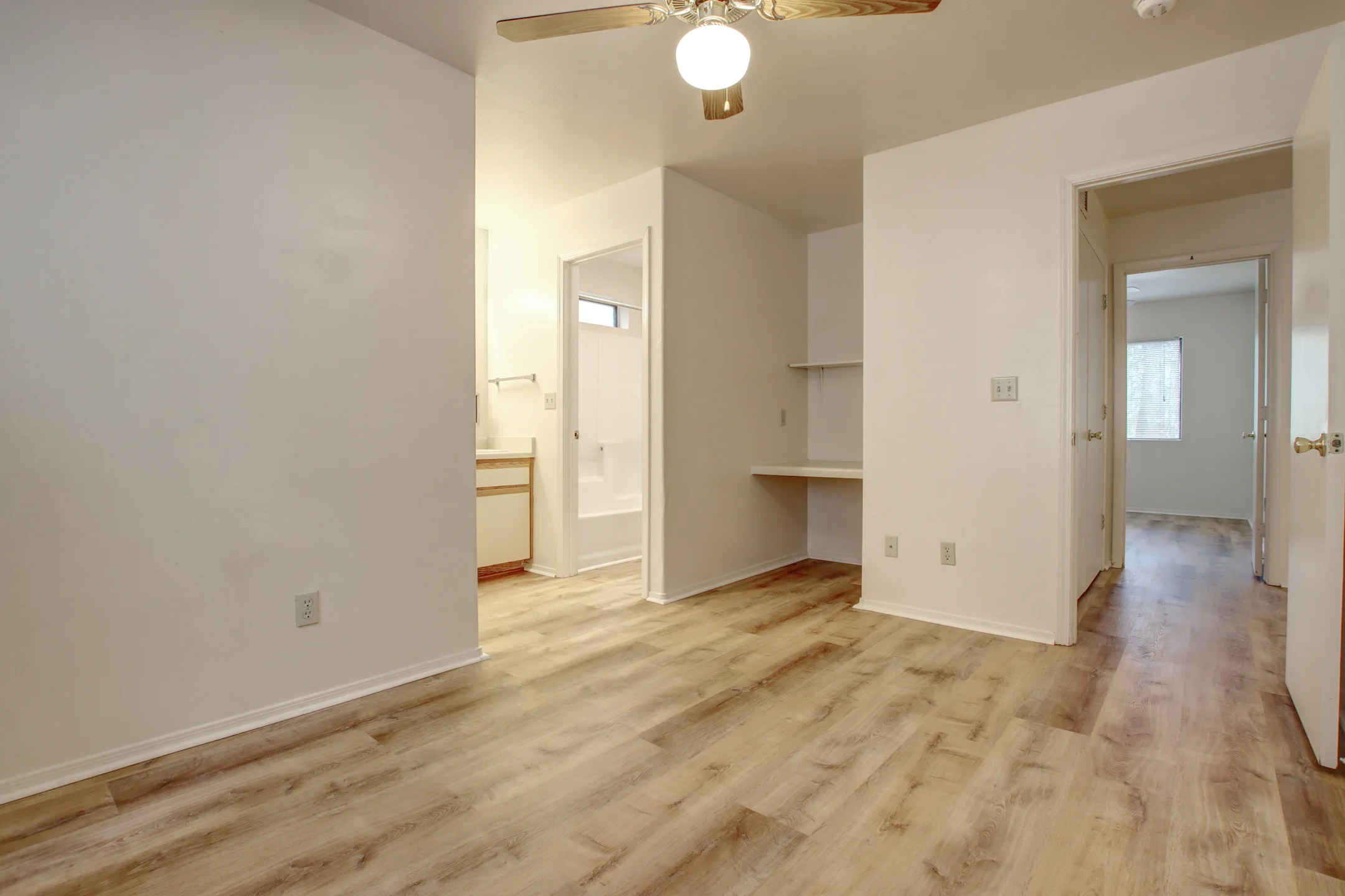 Bedroom - Wavertree Apartments - Flagstaff, AZ