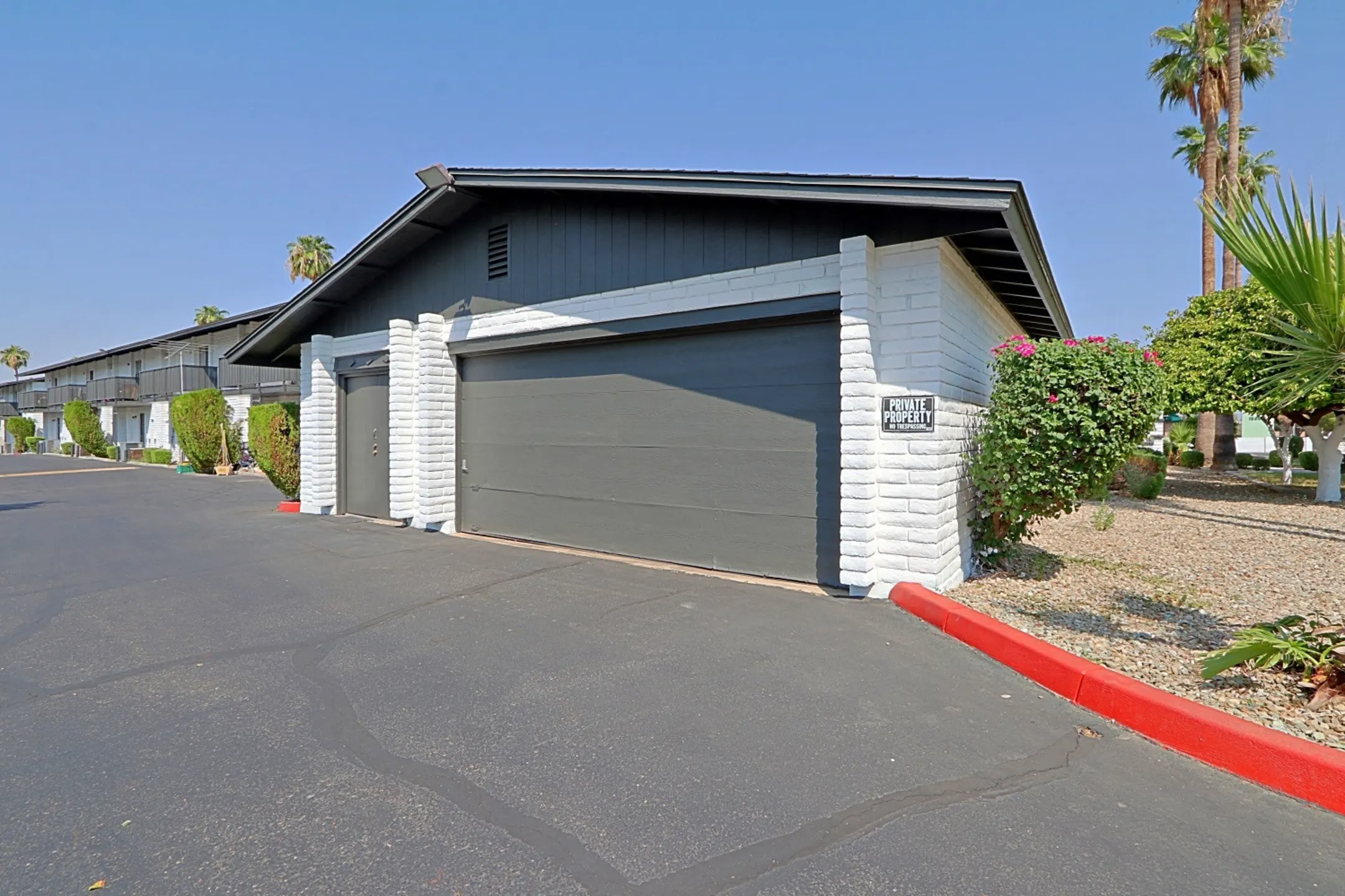 North Edge Apartments 12440 N 113th Ave Youngtown, AZ Apartments