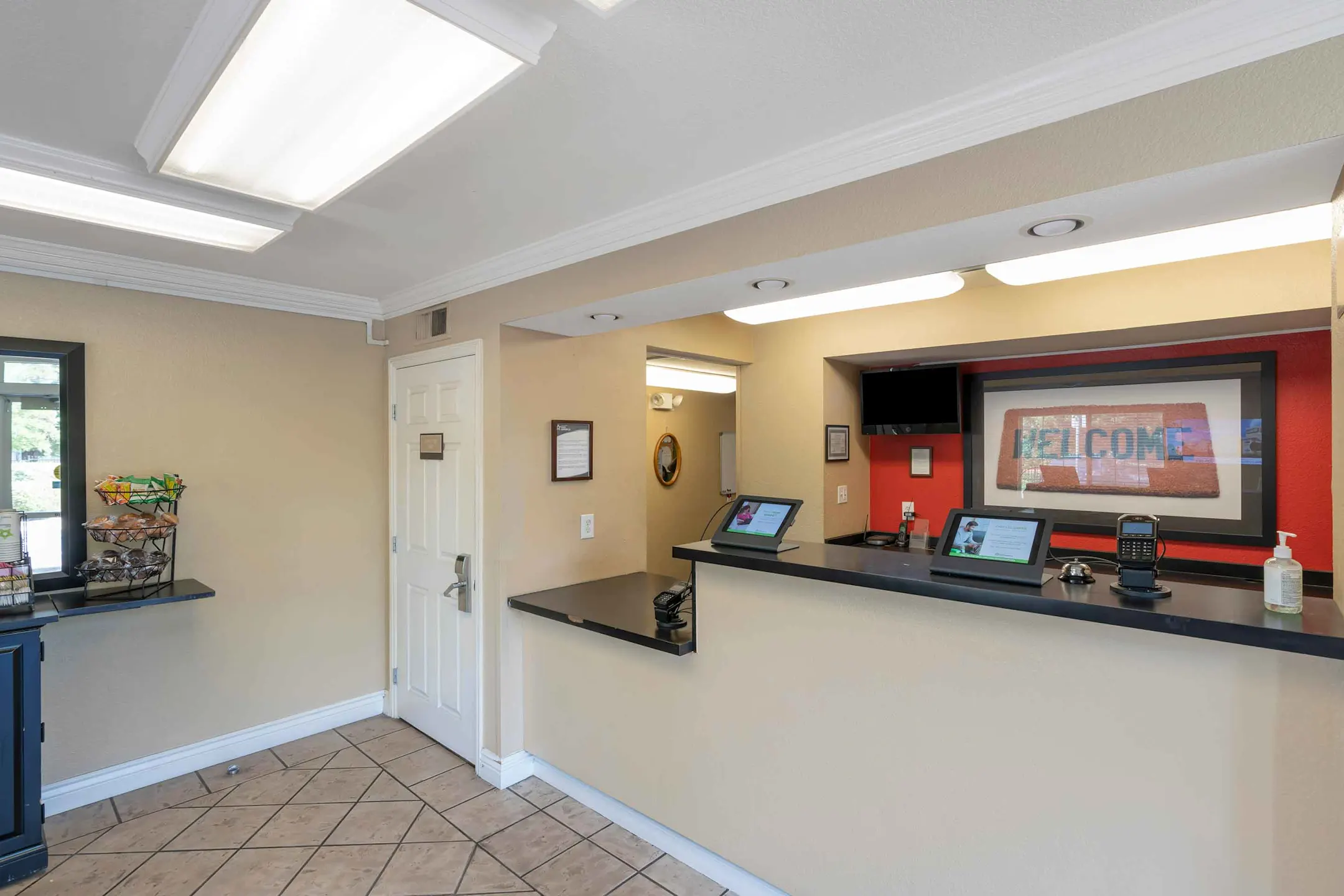 Furnished Studio Sacramento South Natomas Apartments Sacramento