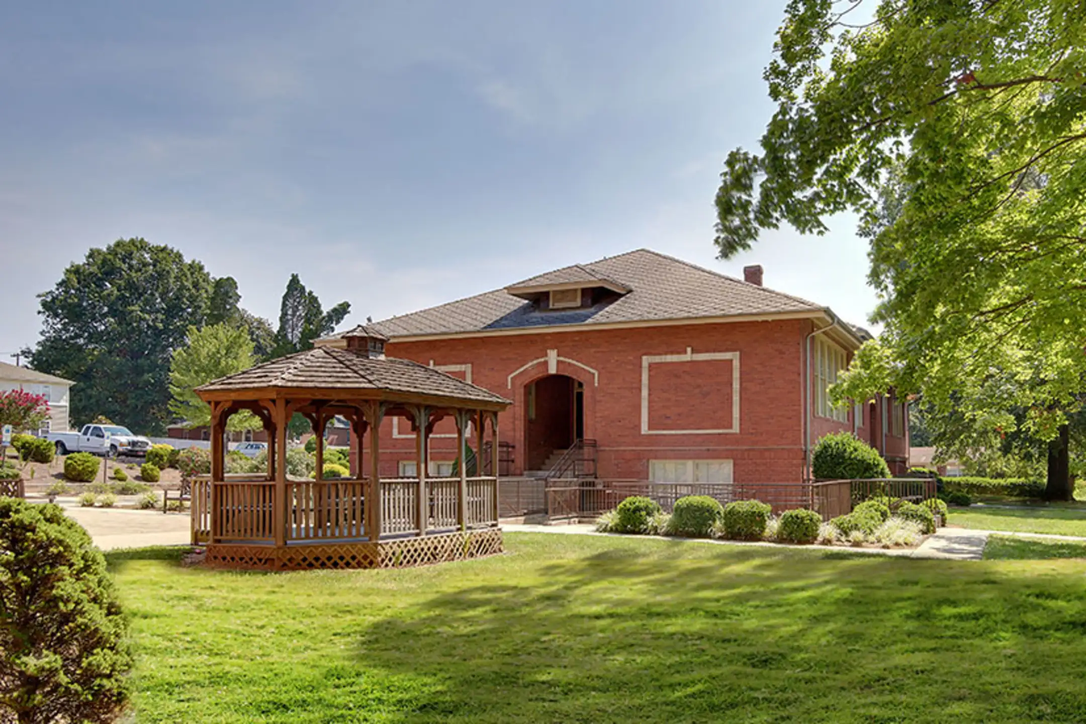 Lassiter Square Apartments Apartments Madison, NC 27025