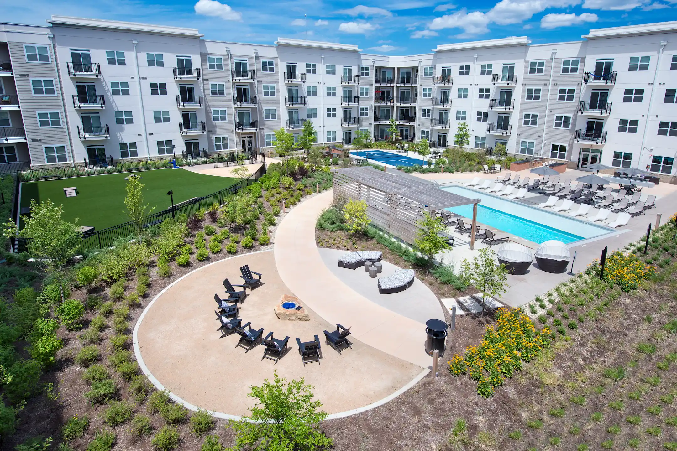 The Arbuckle 7249 Arbuckle Commons Brownsburg, IN Apartments for