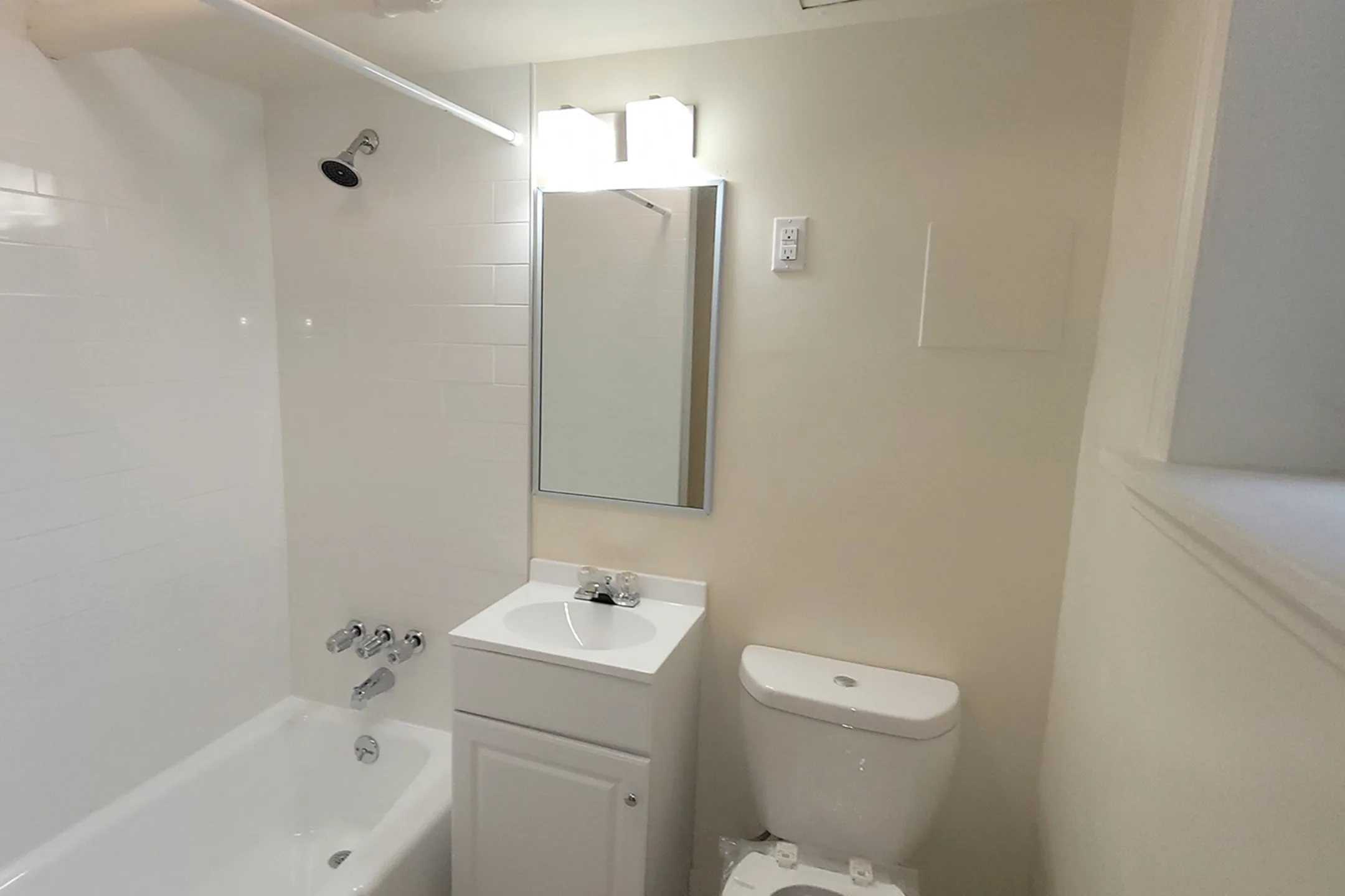 Clinton Arms 215 Clinton Pl Hackensack, NJ Apartments for Rent Rent.