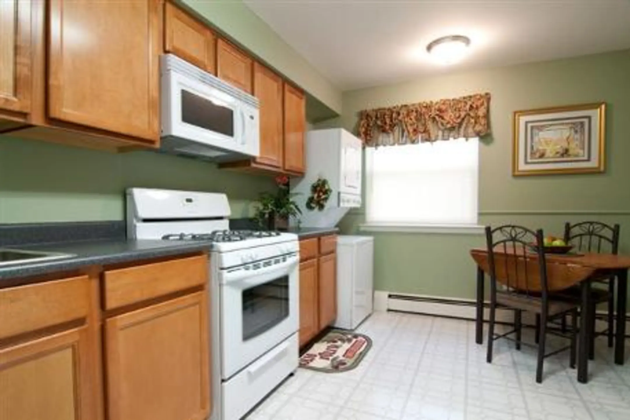Greenview Gardens 70 Mitchell Rd Hackettstown, NJ Apartments for