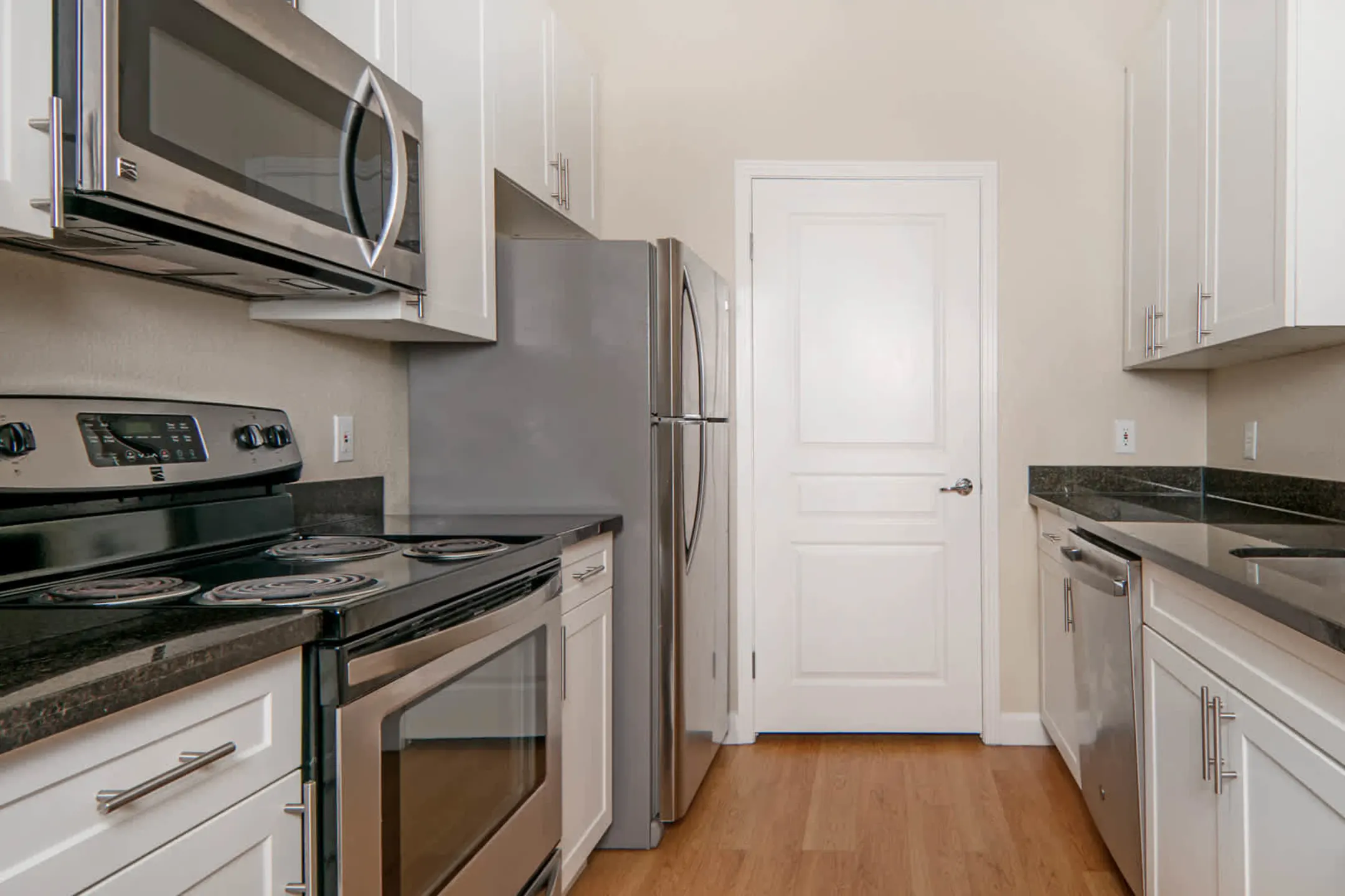 City Gate at Cupertino Apartments Cupertino, CA 95014