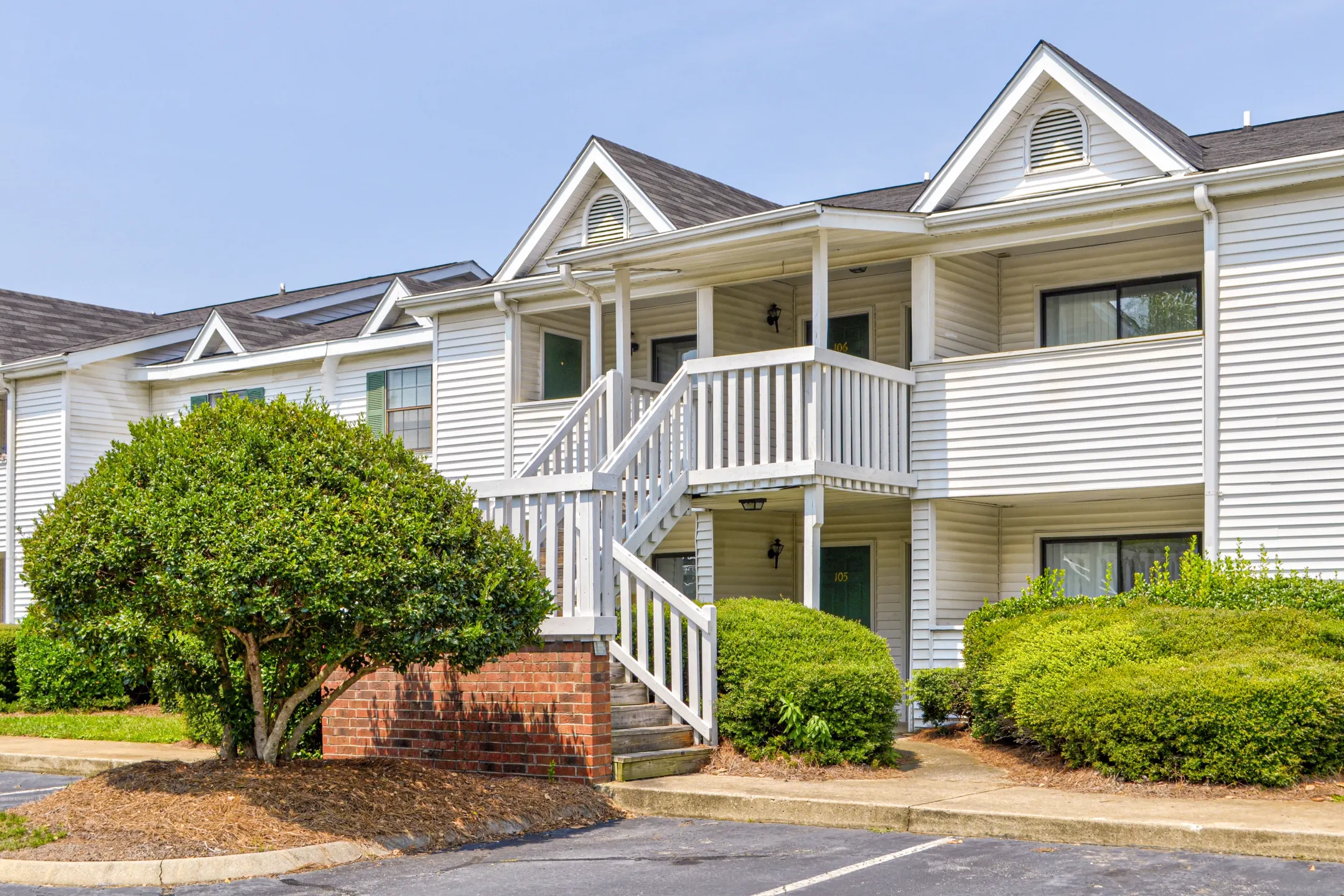Stoneledge Plantation Apartments Greenville, SC 29615