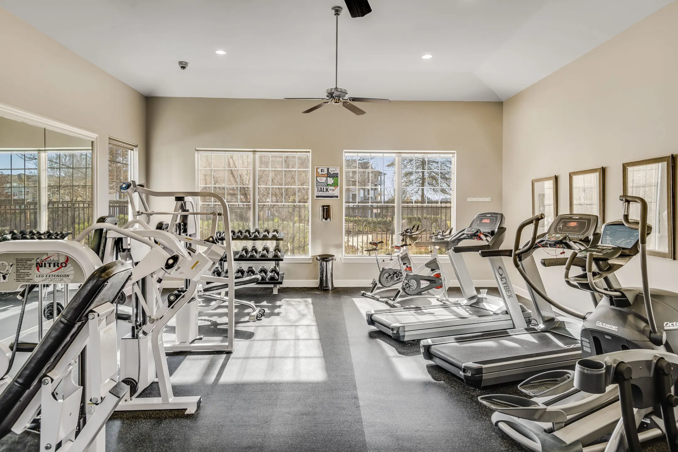 Fitness Weight Room - Camden Silo Creek - Ashburn, VA
