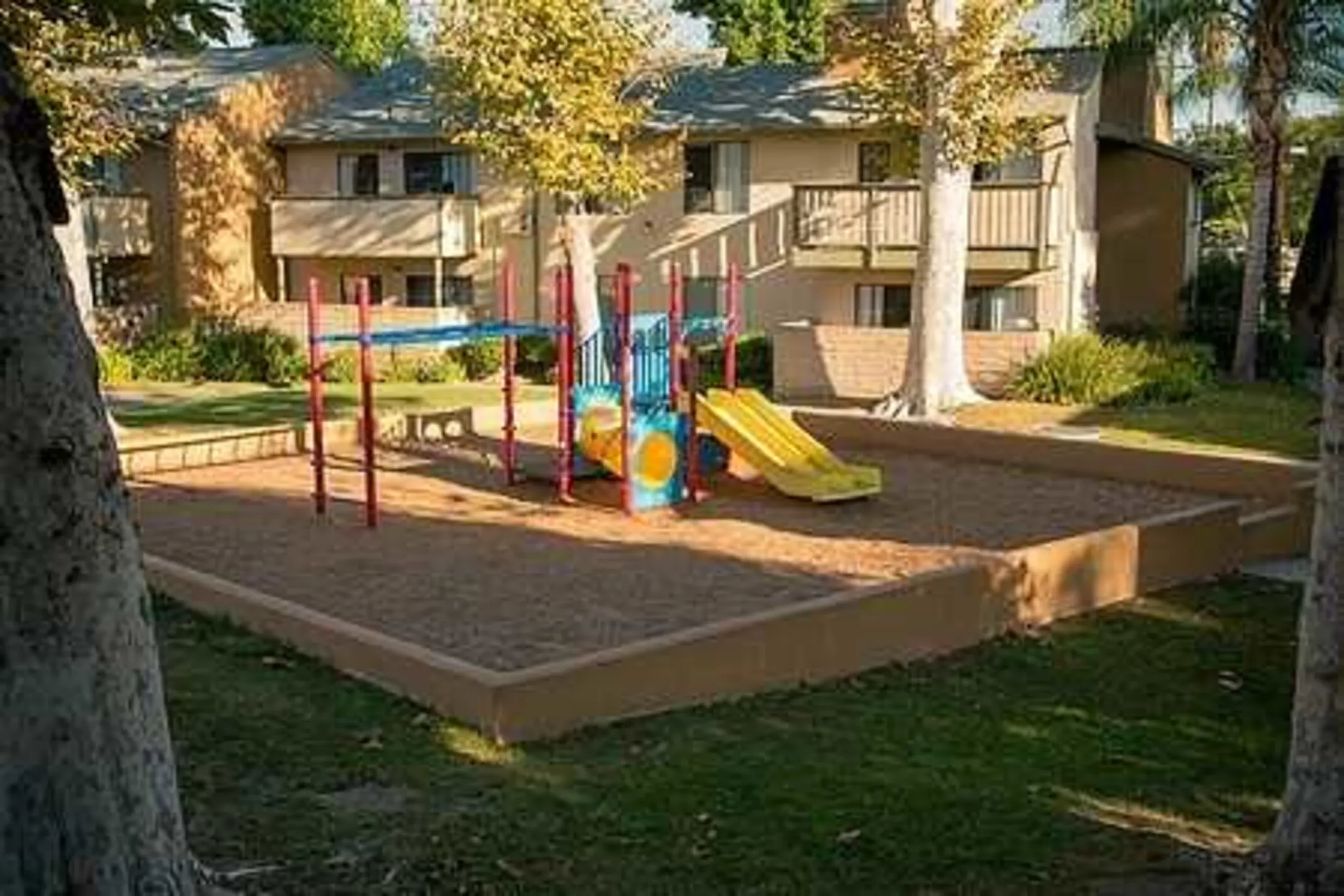 Playground - Mile Square Apartment Homes - Santa Ana, CA