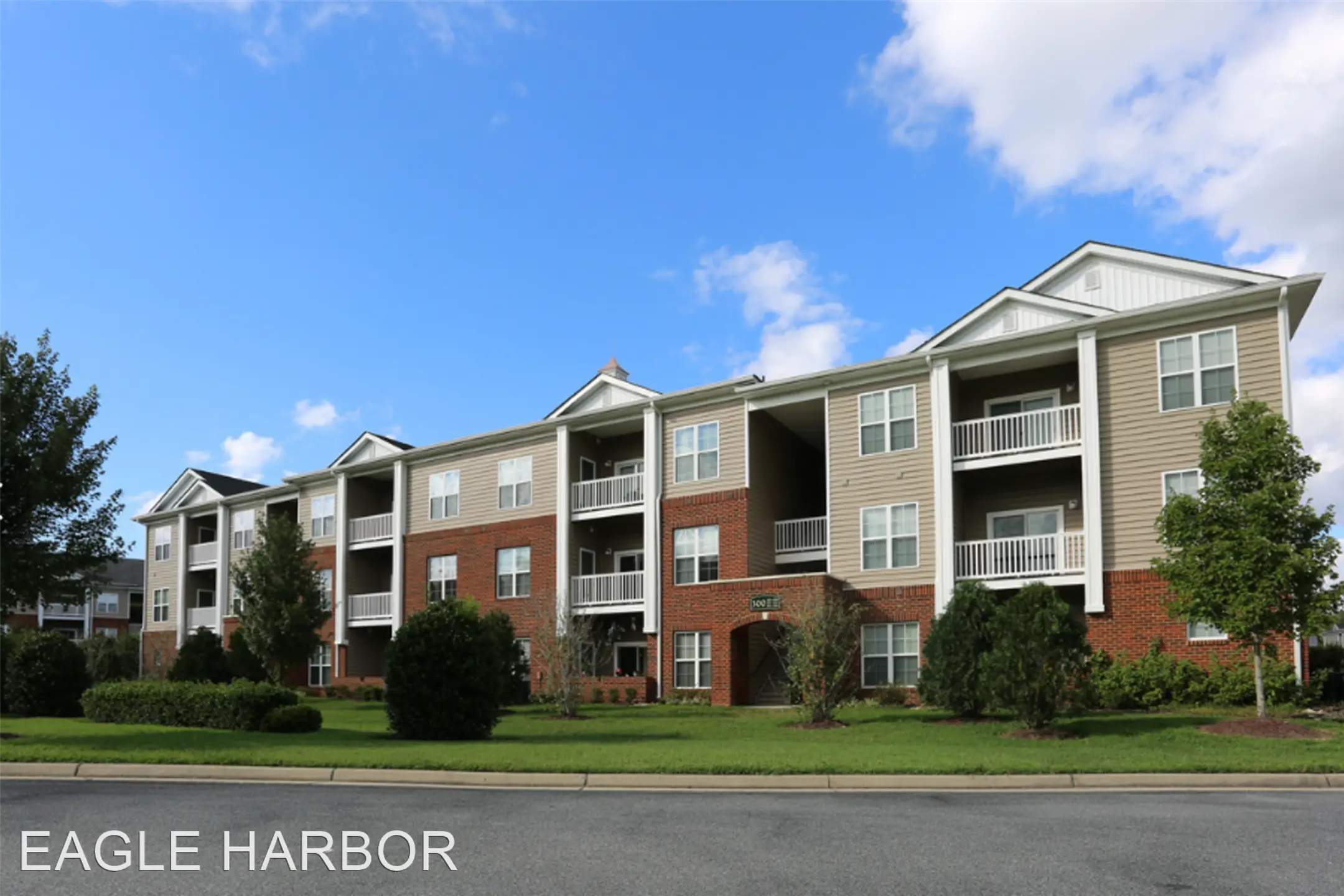 Eagle Harbor Apartments Carrollton, VA 23314