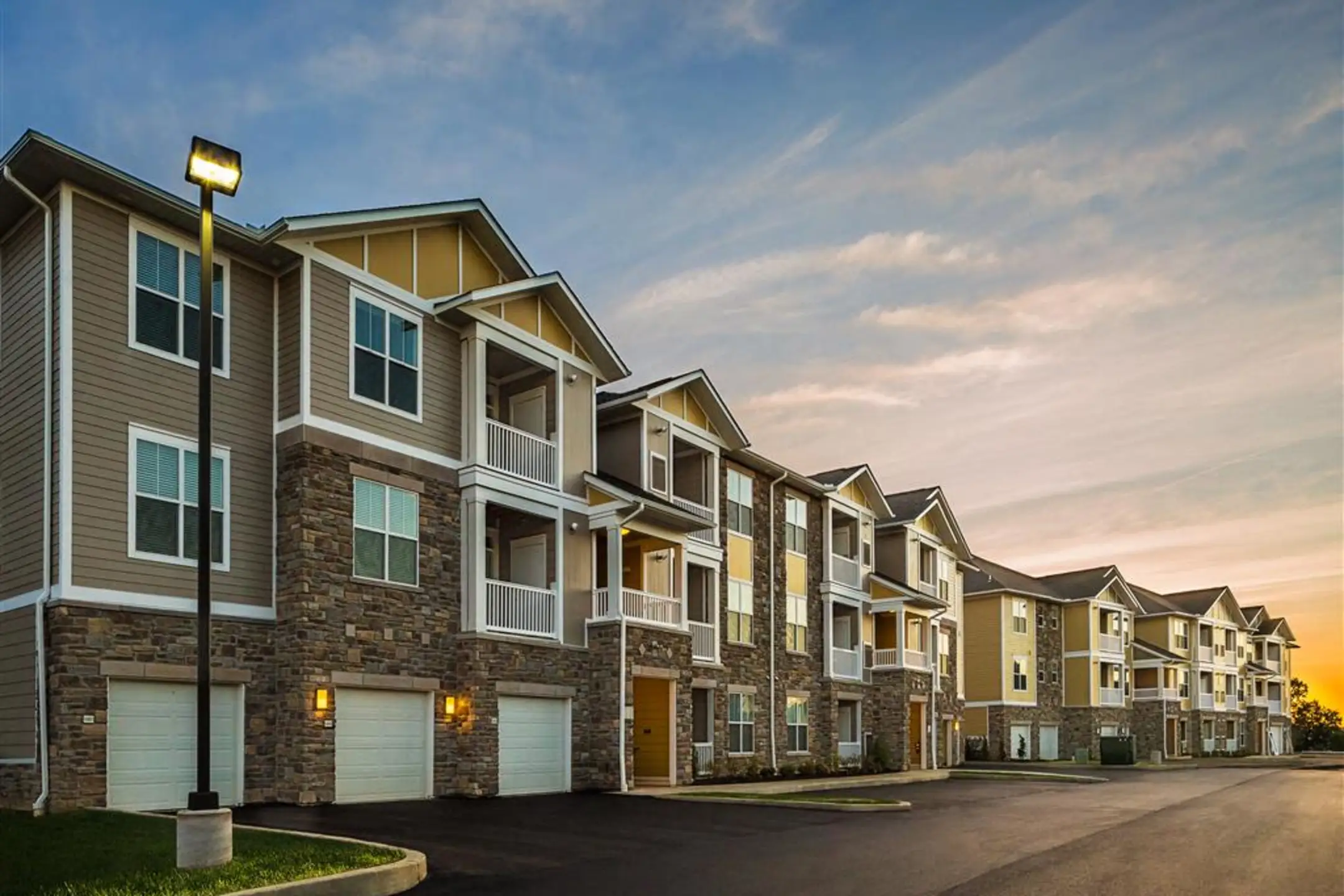 Ascent 430 Apartments Wexford, PA 15090