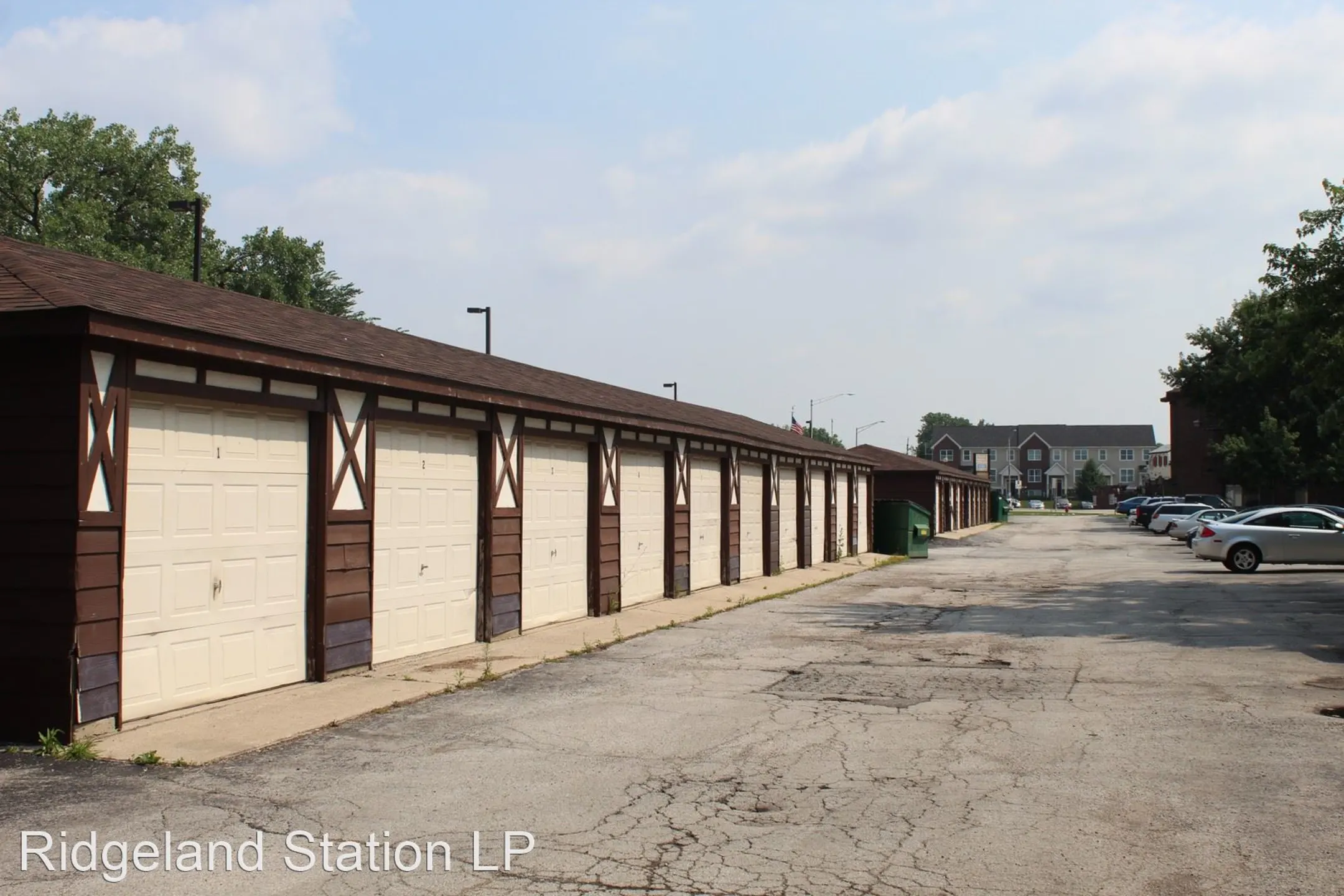 Building - Ridgeland Station Apartments - Chicago Ridge, IL