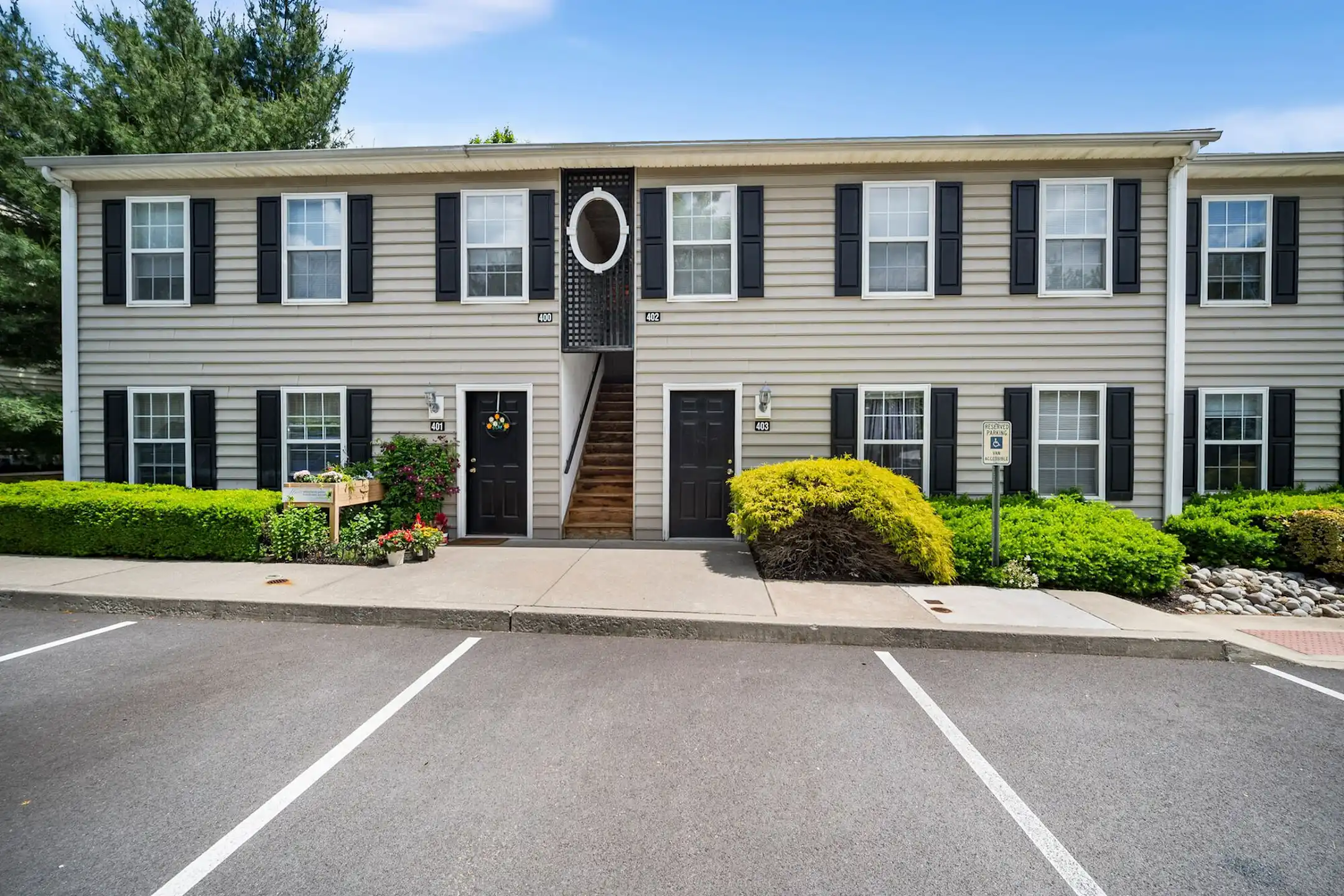 The Fairways Apartments & Townhomes - Thorndale, PA 19372