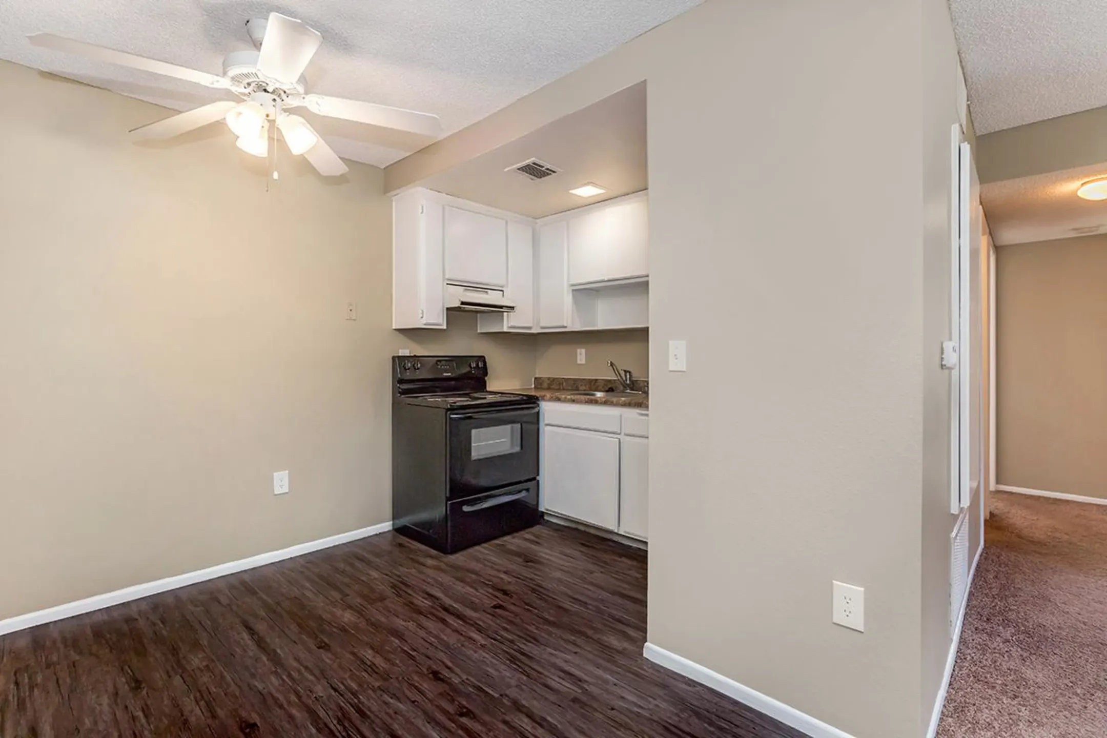 La Ventana 300 S Calle El Segundo Palm Springs, CA Apartments for