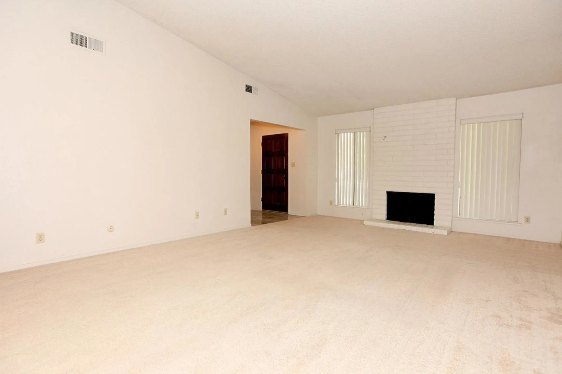 Bear Creek Manor & Terrace Apartments 2929 M St Merced, CA