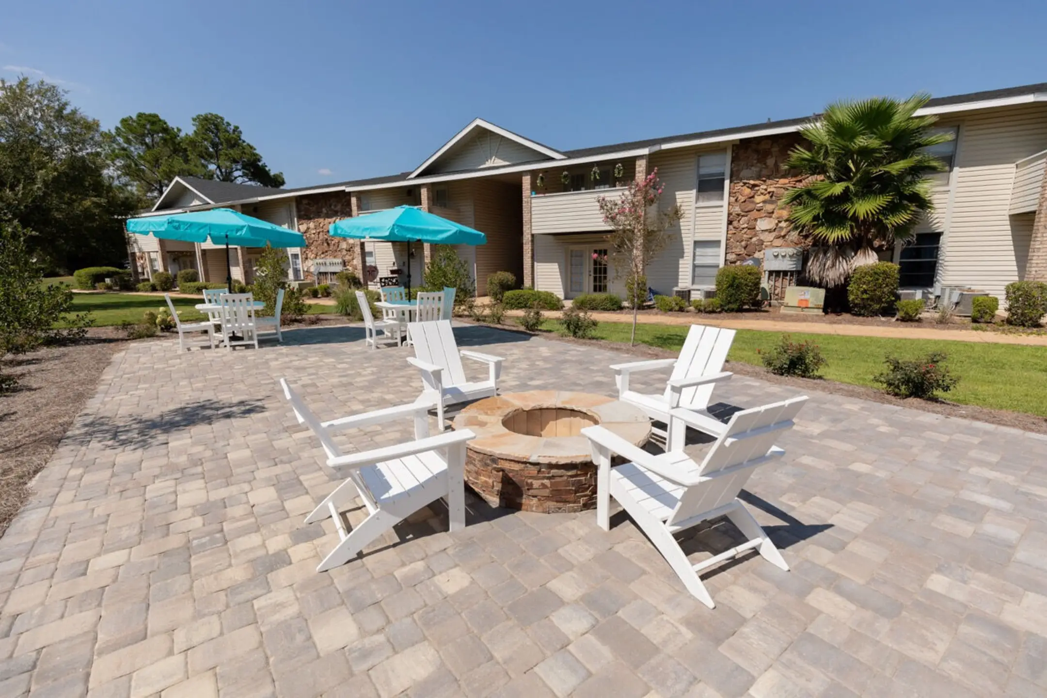 Patio / Deck - Crossings at Pinebrook - Mobile, AL