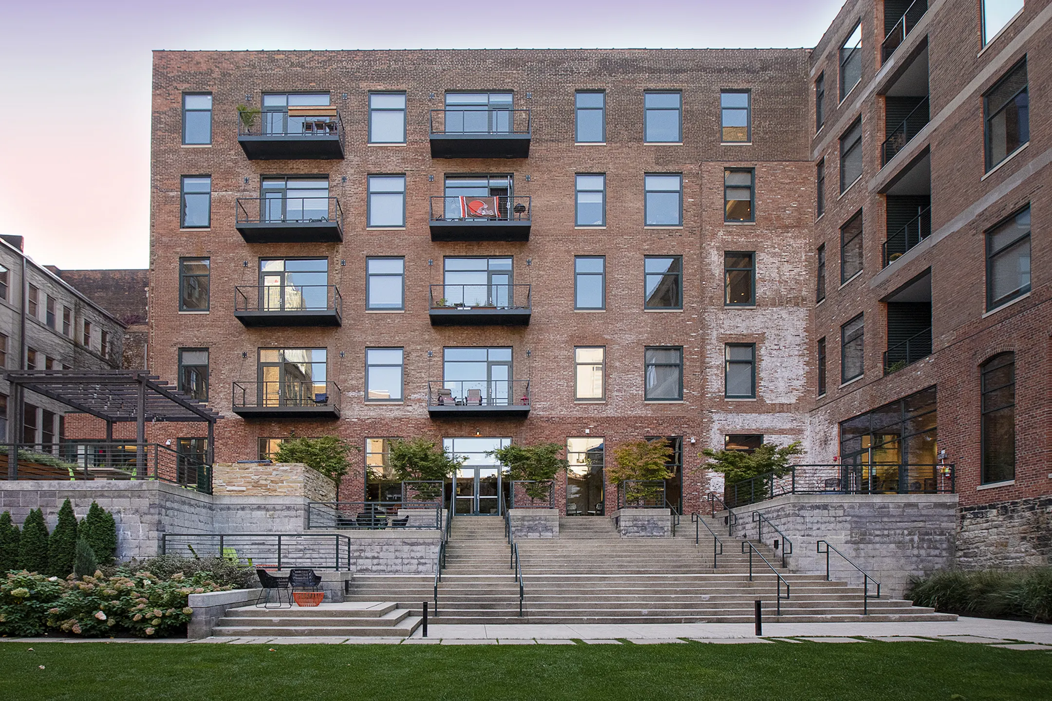 Worthington Yards Apartments Cleveland, OH 44113