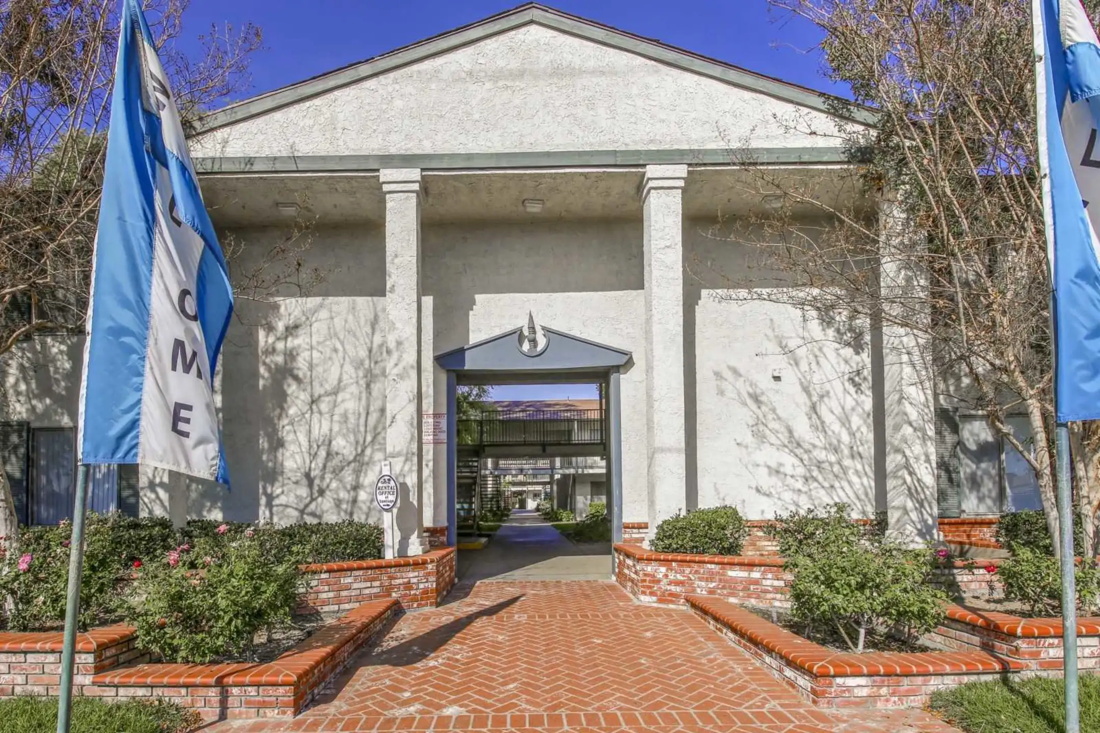 Clubhouse - Santiago - Georgian Apartments - Orange, CA