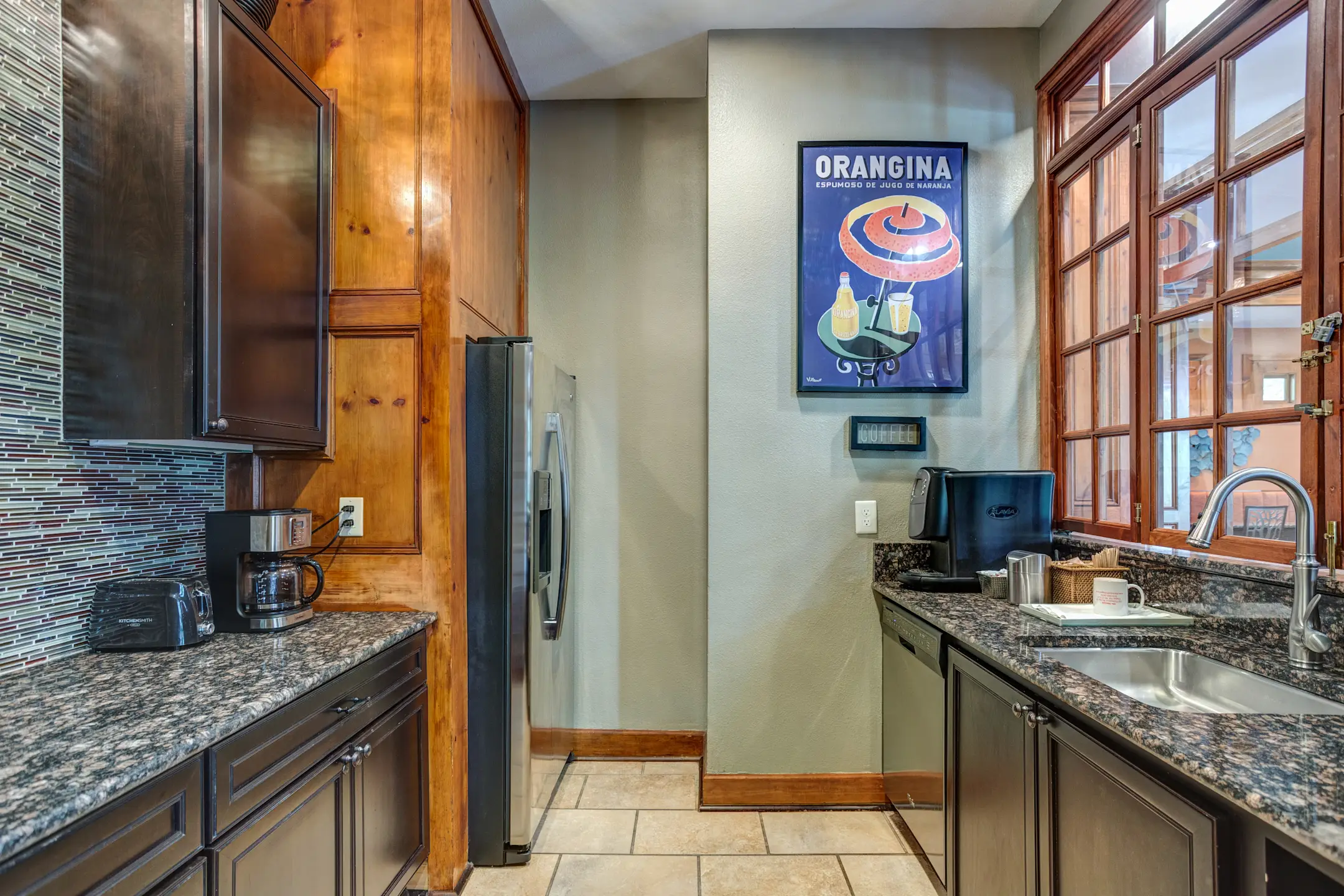 Kitchen - Lodge at Southpoint Apartments - Durham, NC