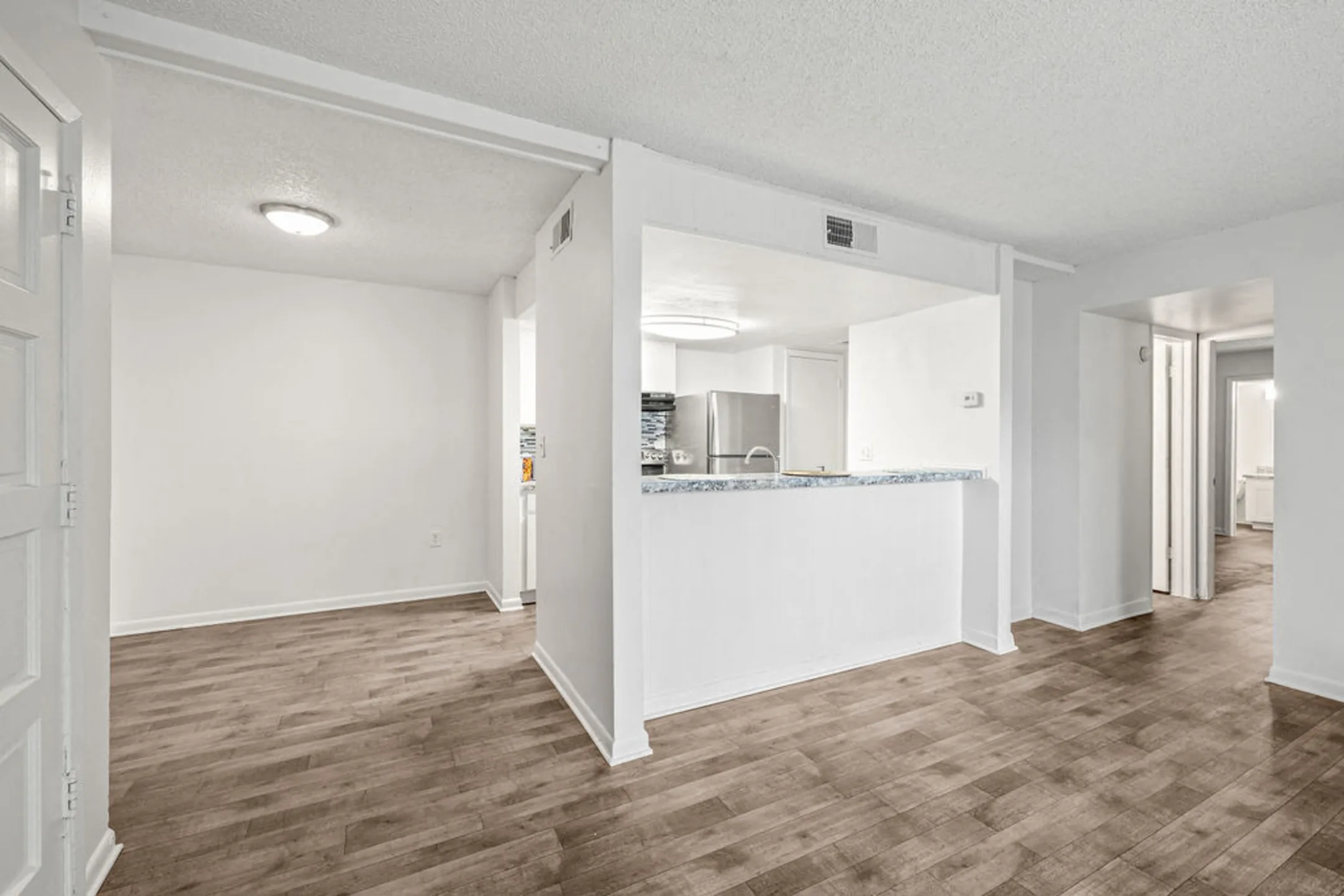 Hanley Place Apartments Tampa, FL 33634