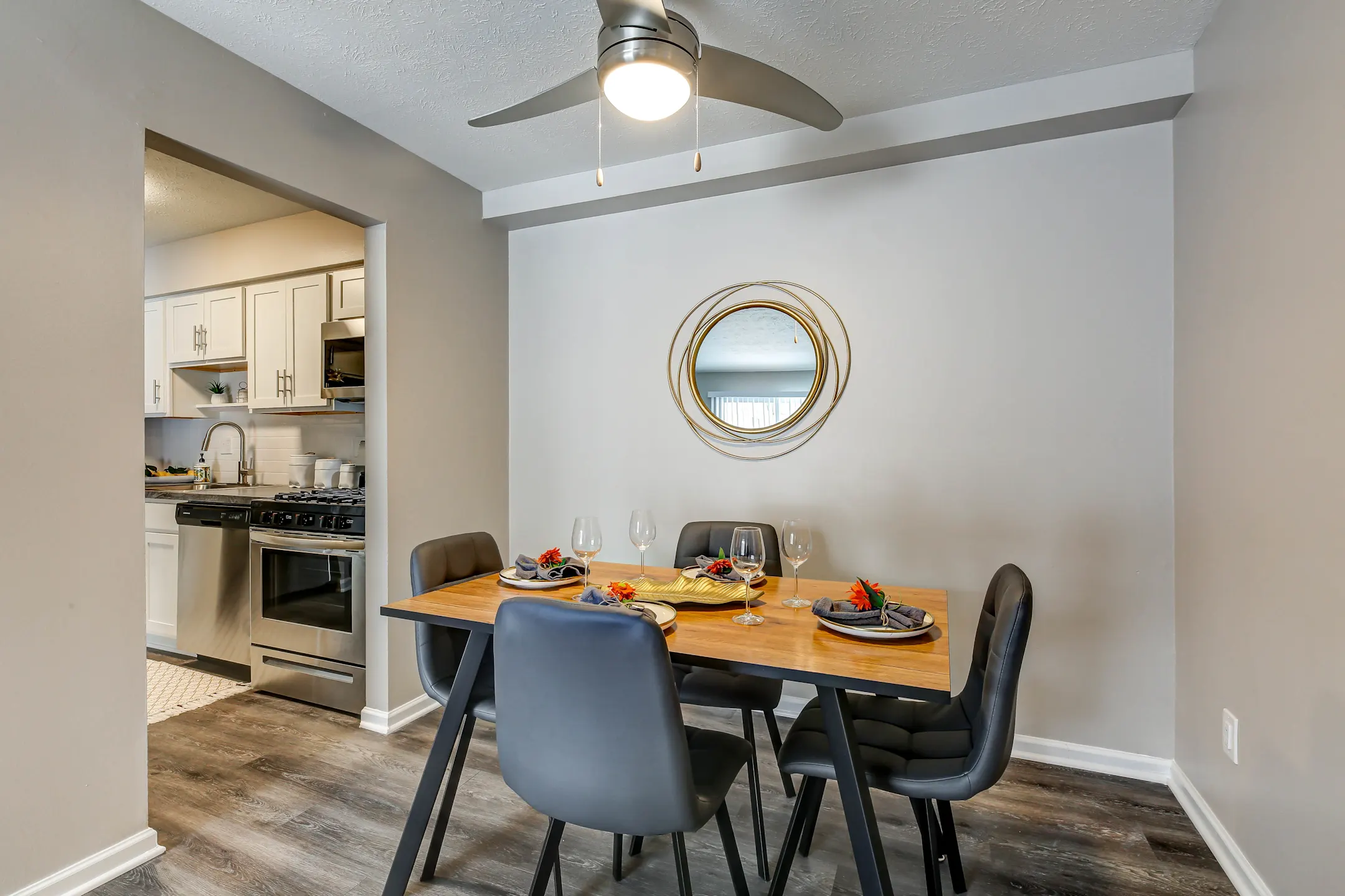 Jamestown Village Apartments 4809 Columbia Rd North Olmsted, OH