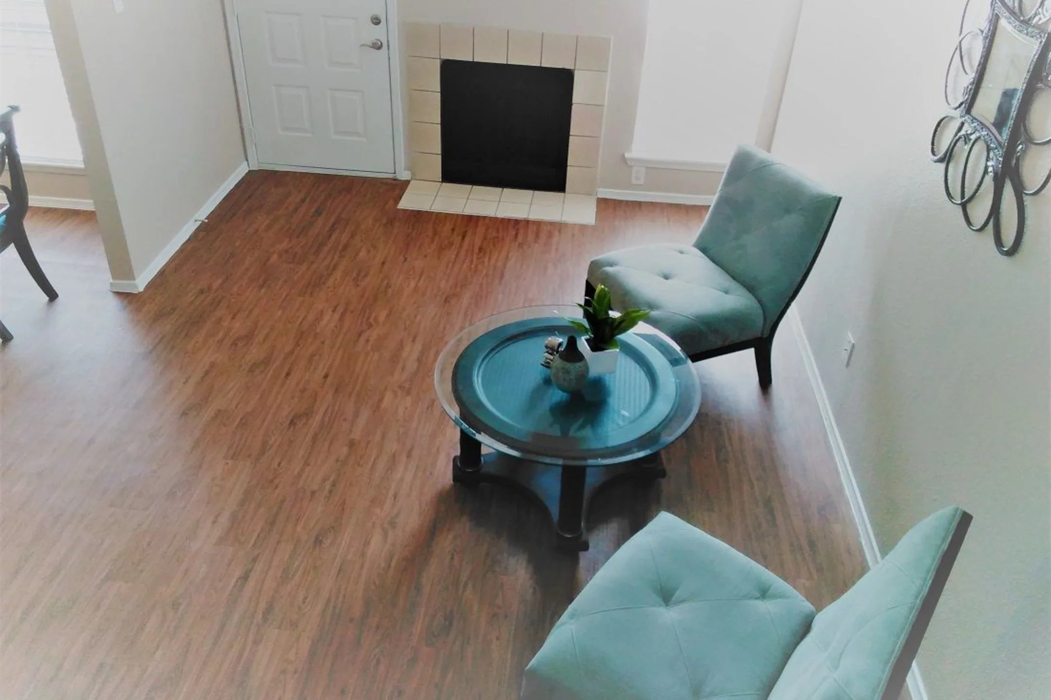 Living Room - Westlake at Summer Cove - Houston, TX