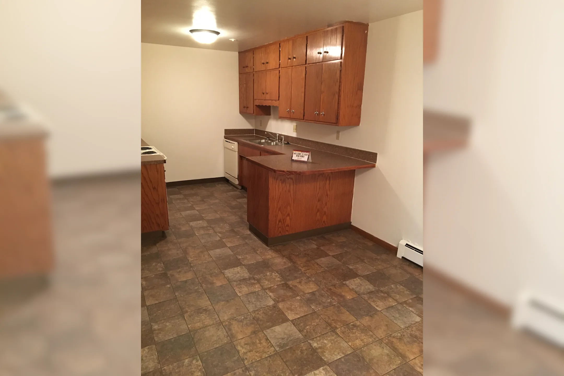 Skaff Apartments Moorhead Apartments Moorhead, MN 56560