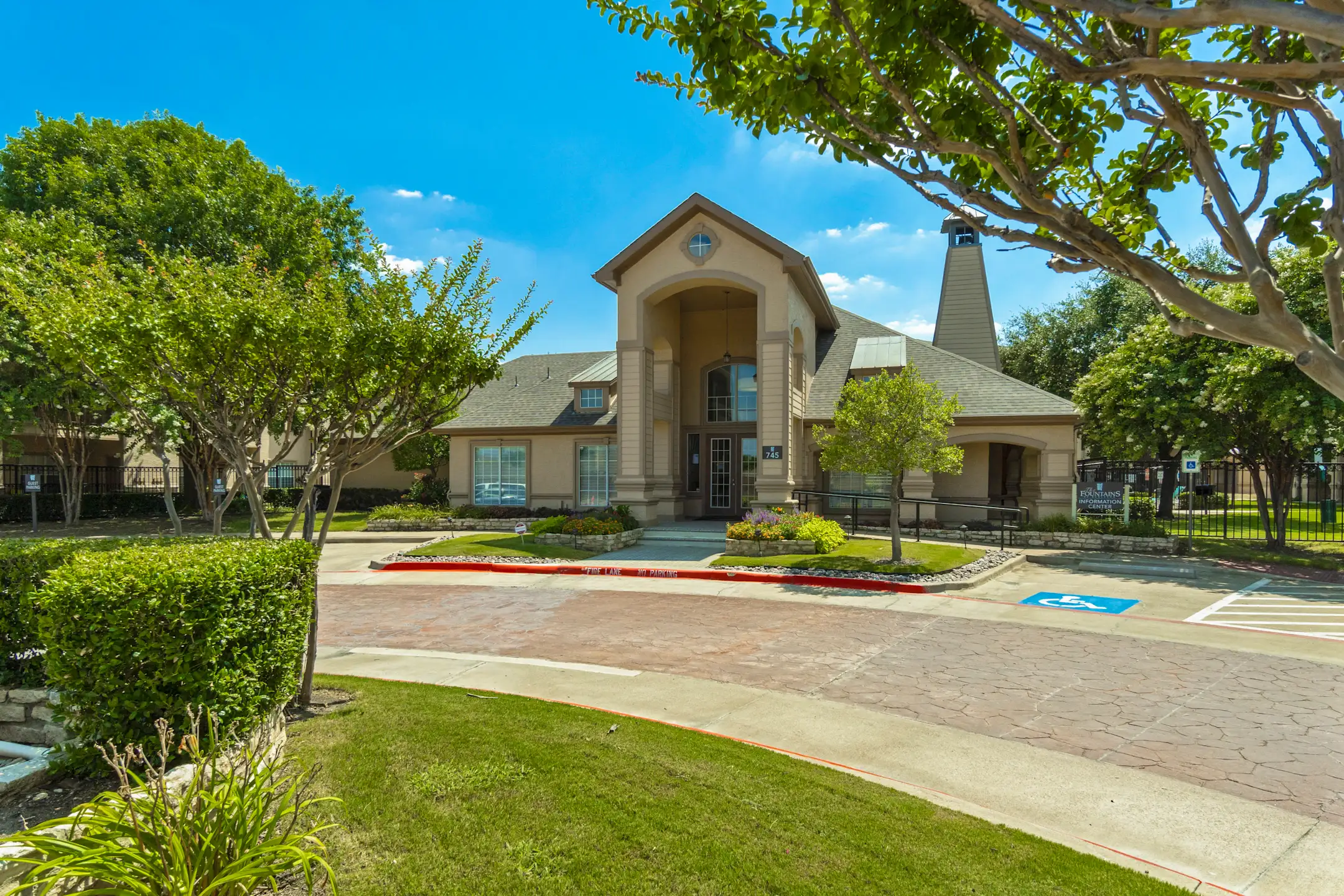 Fountains of Burleson 745 W. Hidden Creek Pkwy Burleson, TX Apartments for Rent Rent.