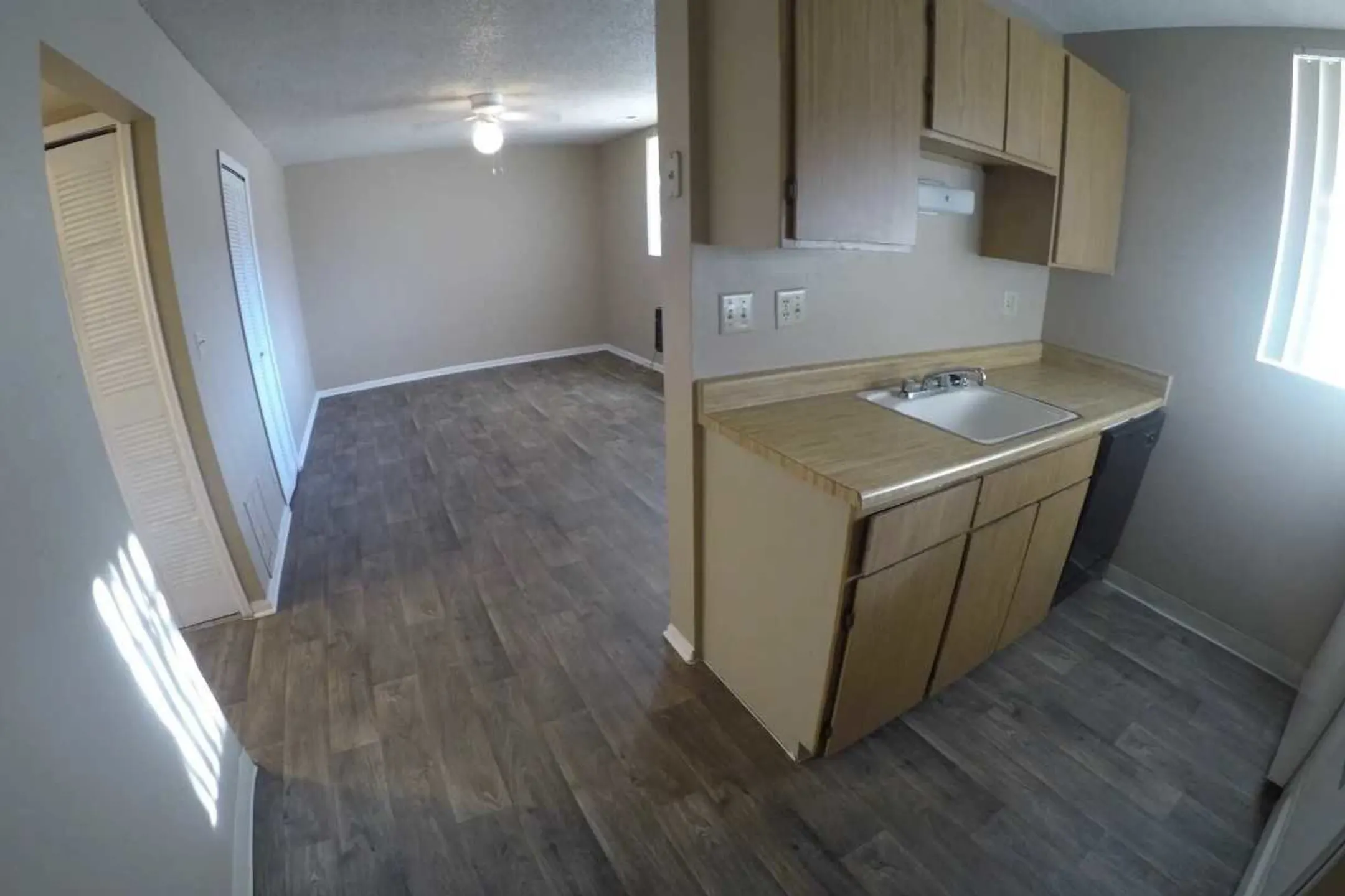 Kitchen - Sienna Place - Colorado Springs, CO
