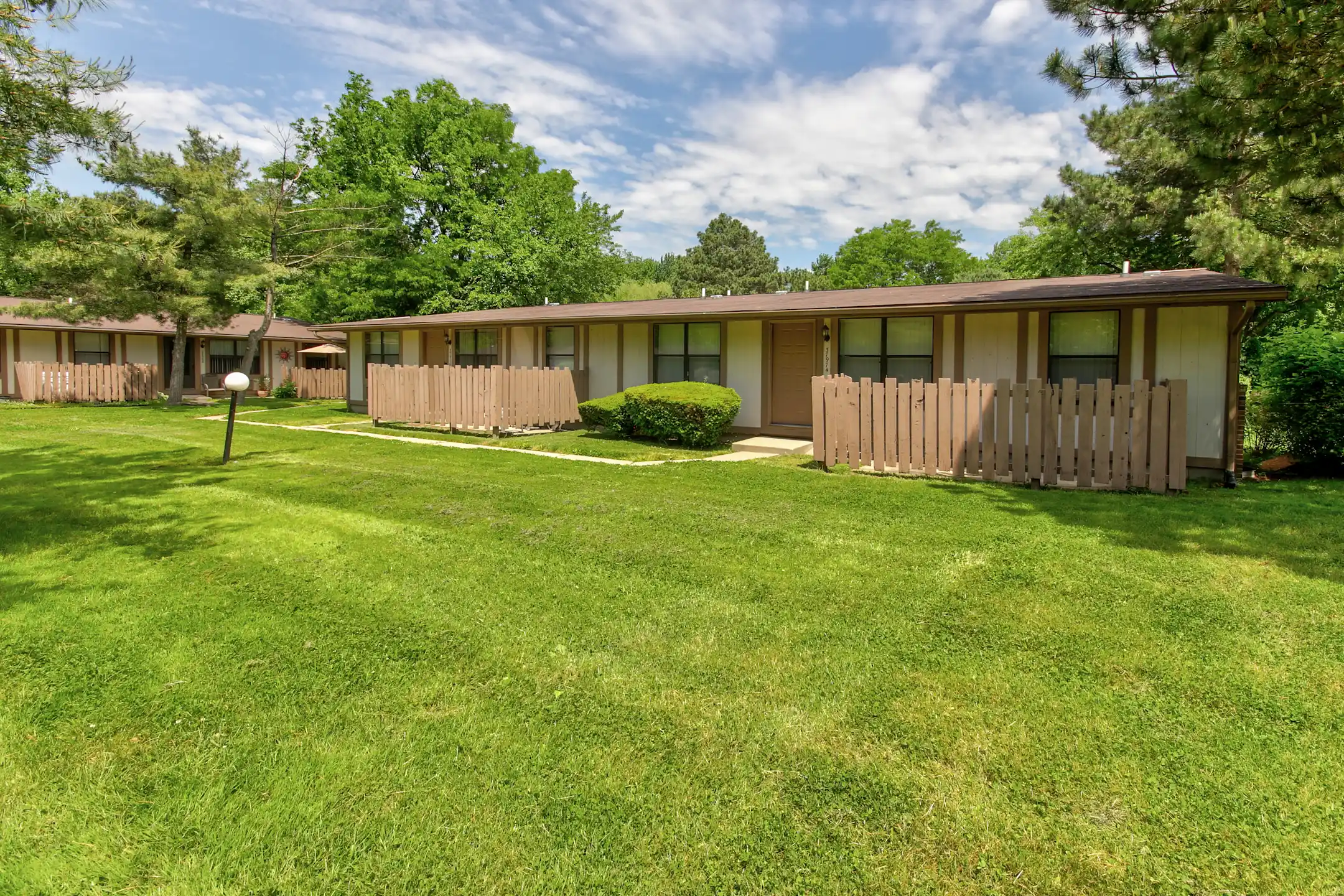 Heritage Apartments Apartments Harrison Township, MI 48045