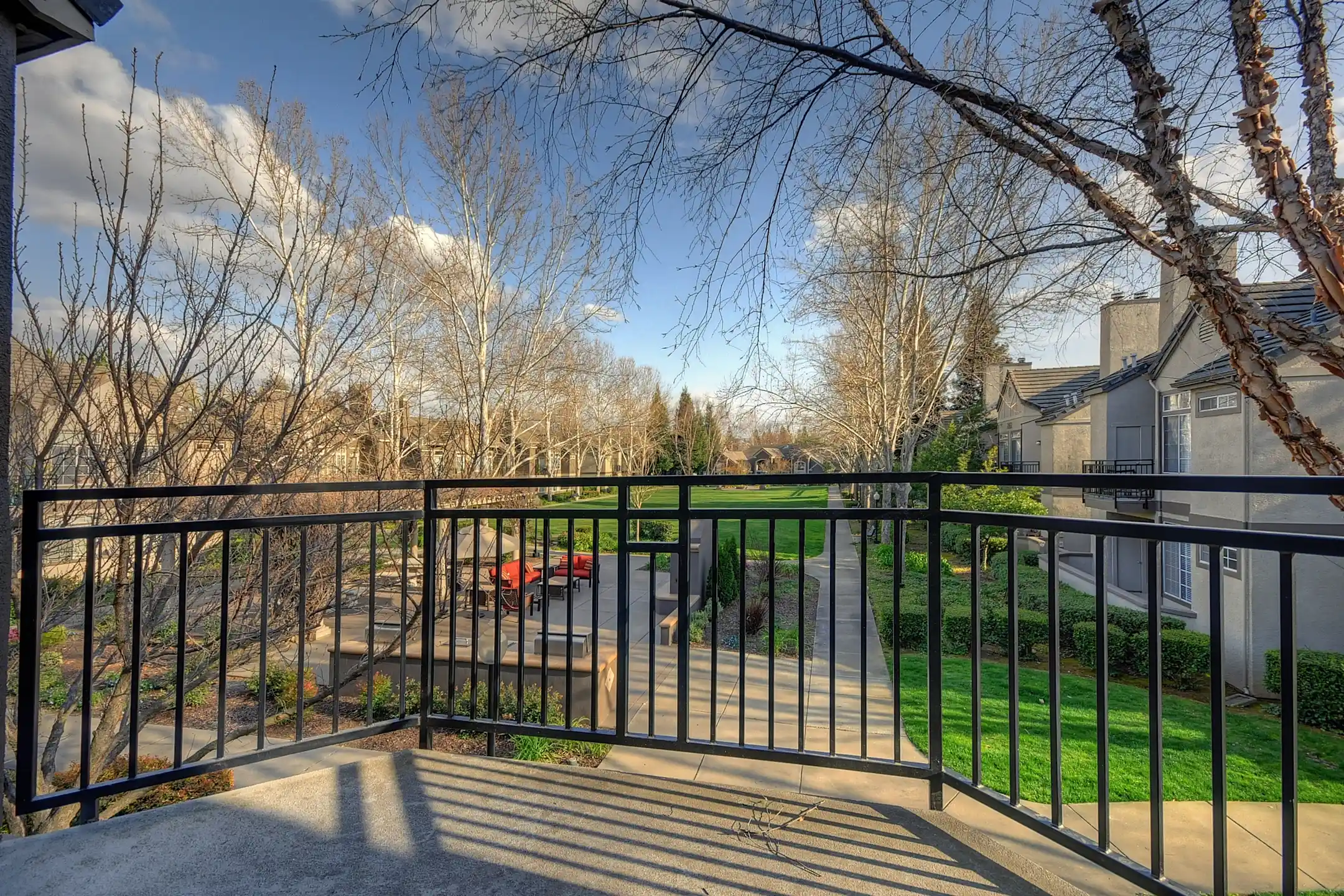 Larkspur Woods Apartments Sacramento, CA 95833