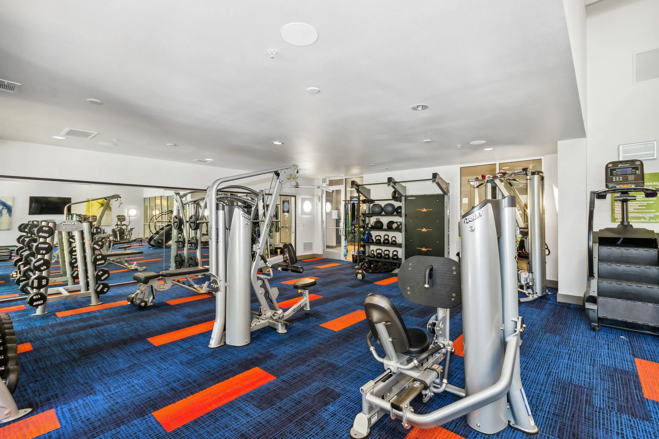 Fitness Weight Room - ALMA on Maple - Dallas, TX
