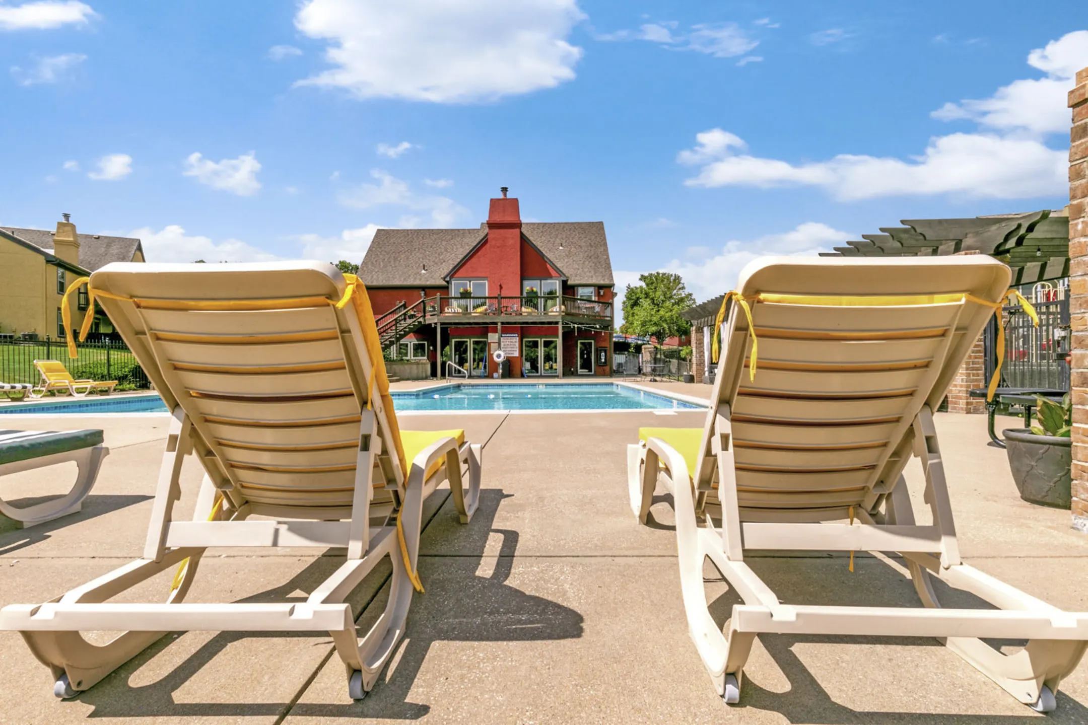 Leawood at State Line Apartments Overland Park, KS 66224