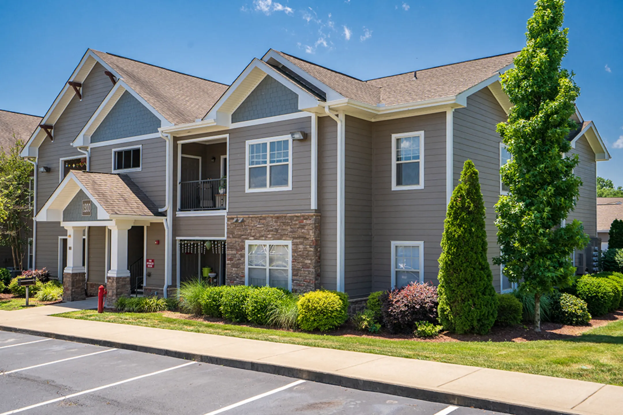 The Falls at 109 Apartments Lebanon, TN 37090