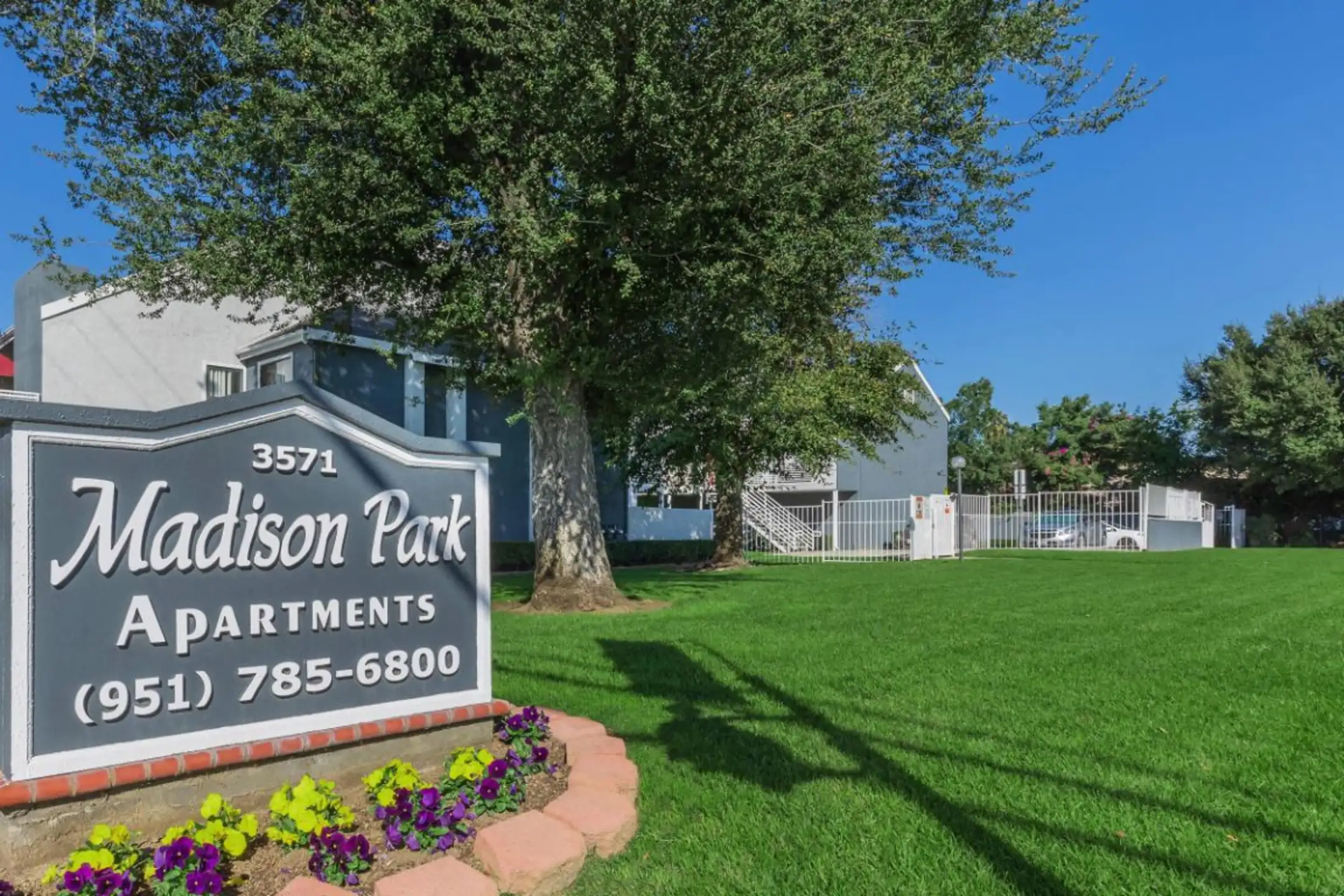Madison Park Apartments - Riverside, CA